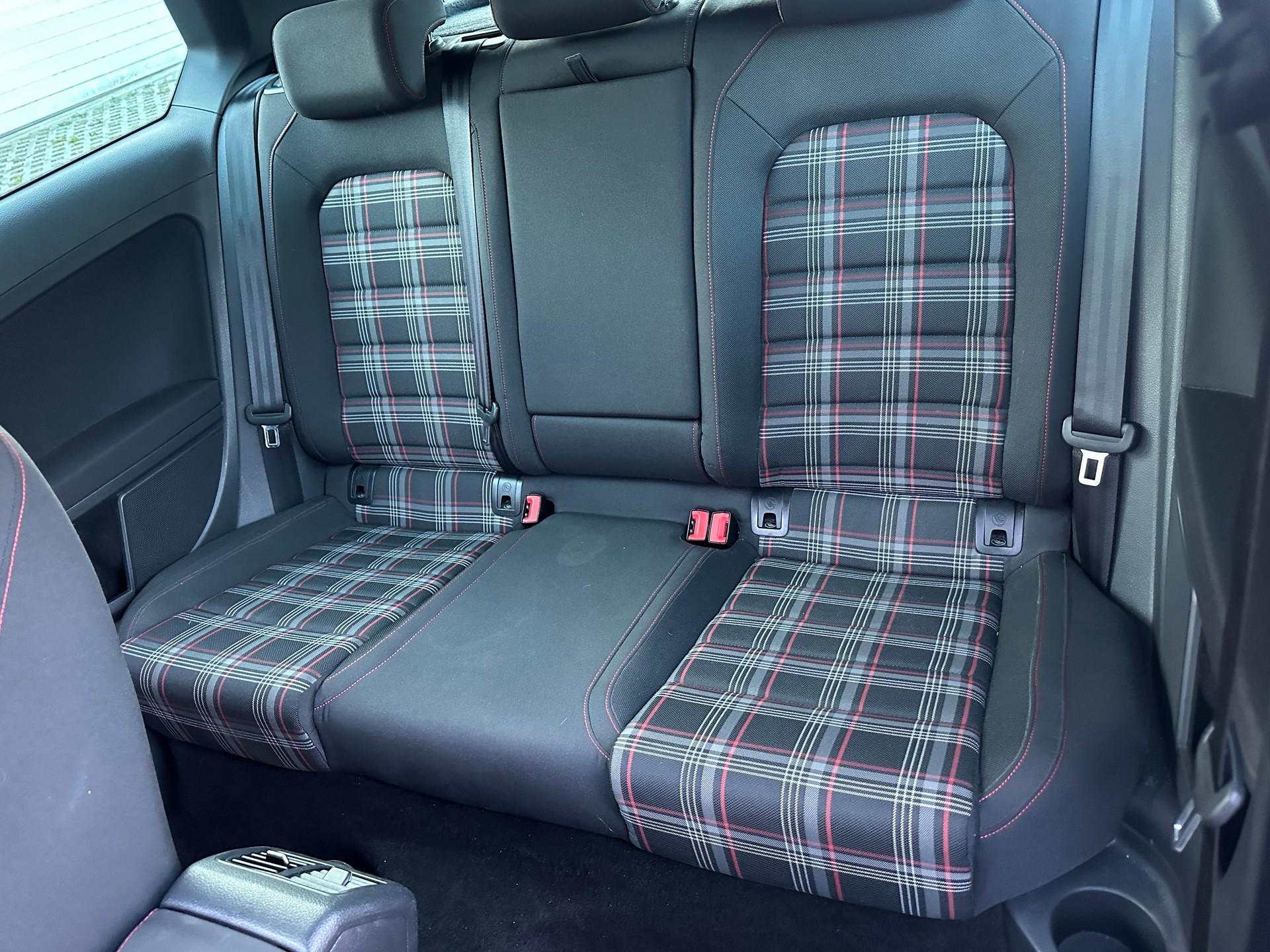 VW Golf 2.0 TSI GTI Performance DSG-image-8