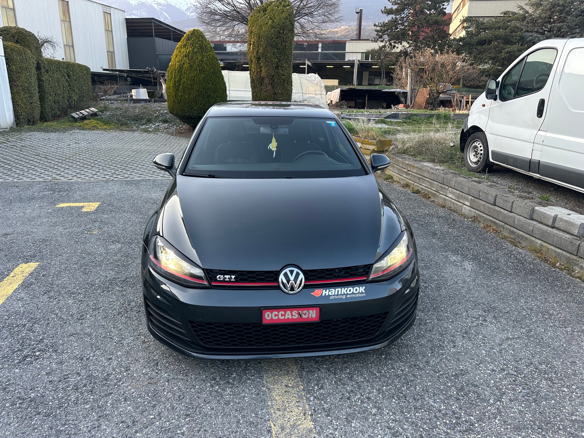VW Golf 2.0 TSI GTI Performance DSG-image-1