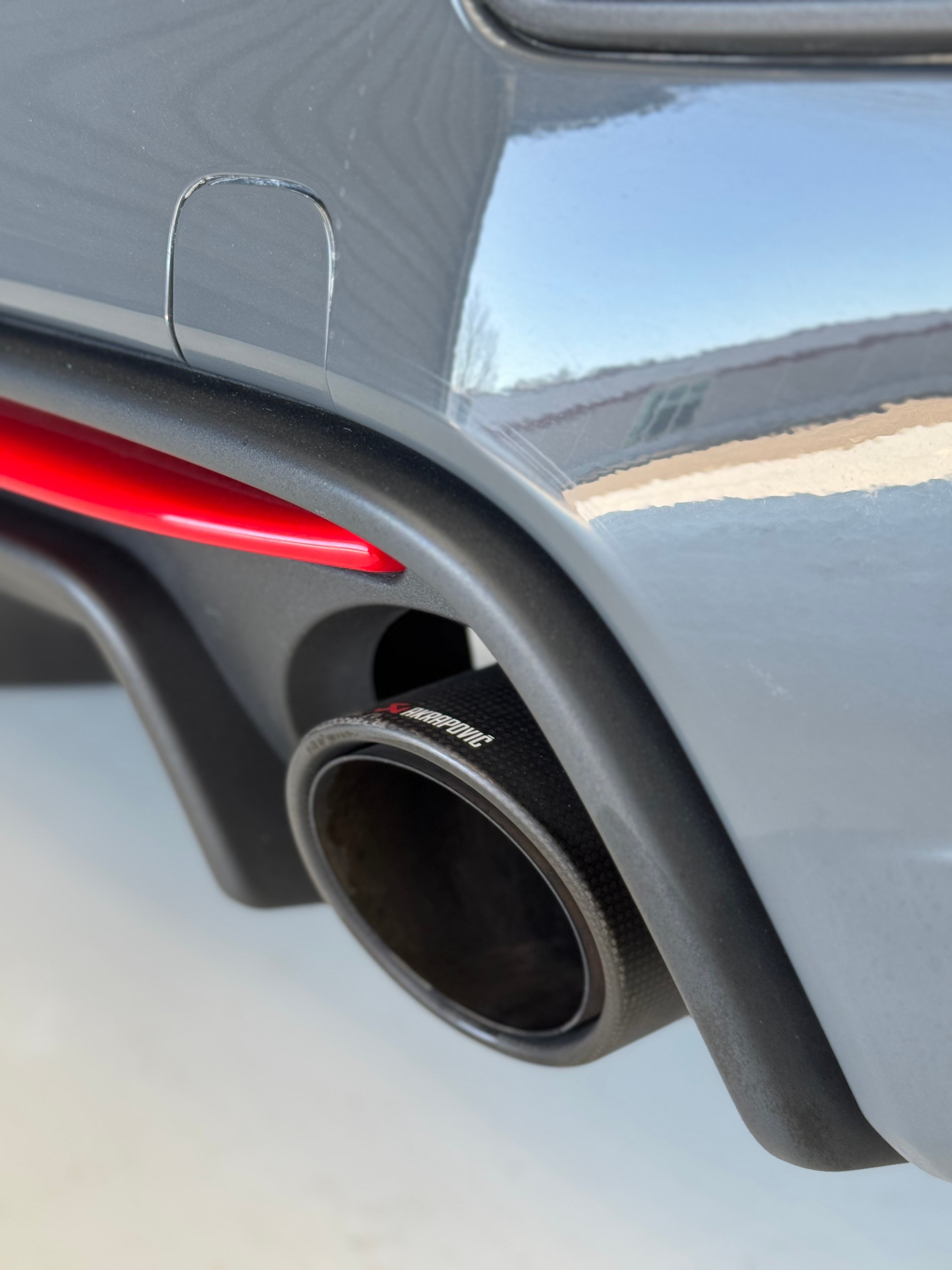 FIAT 595 1.4 16V Turbo Abarth Dualogic Colaborazione (Akrapovic)-image-10