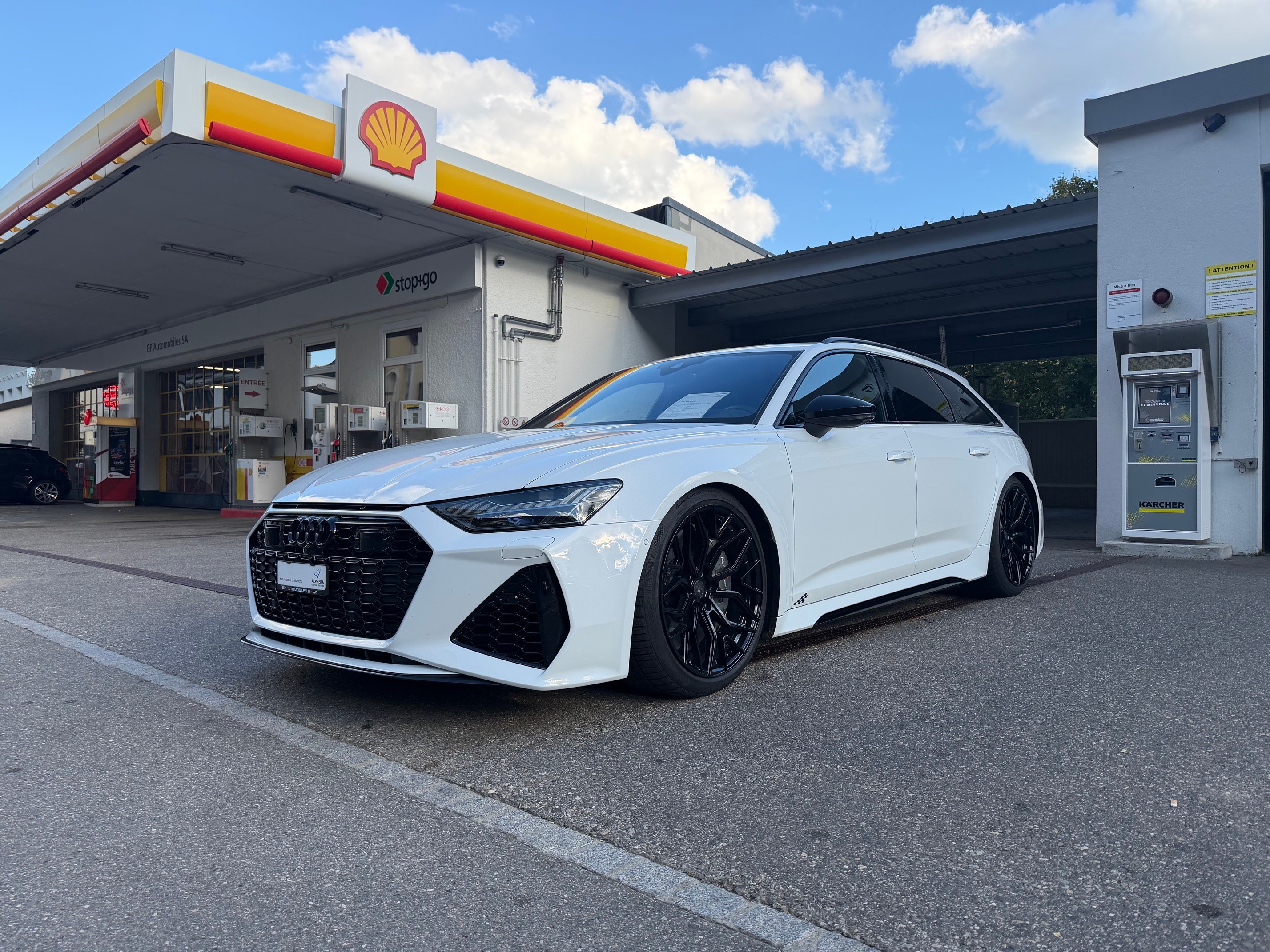 Car photo
