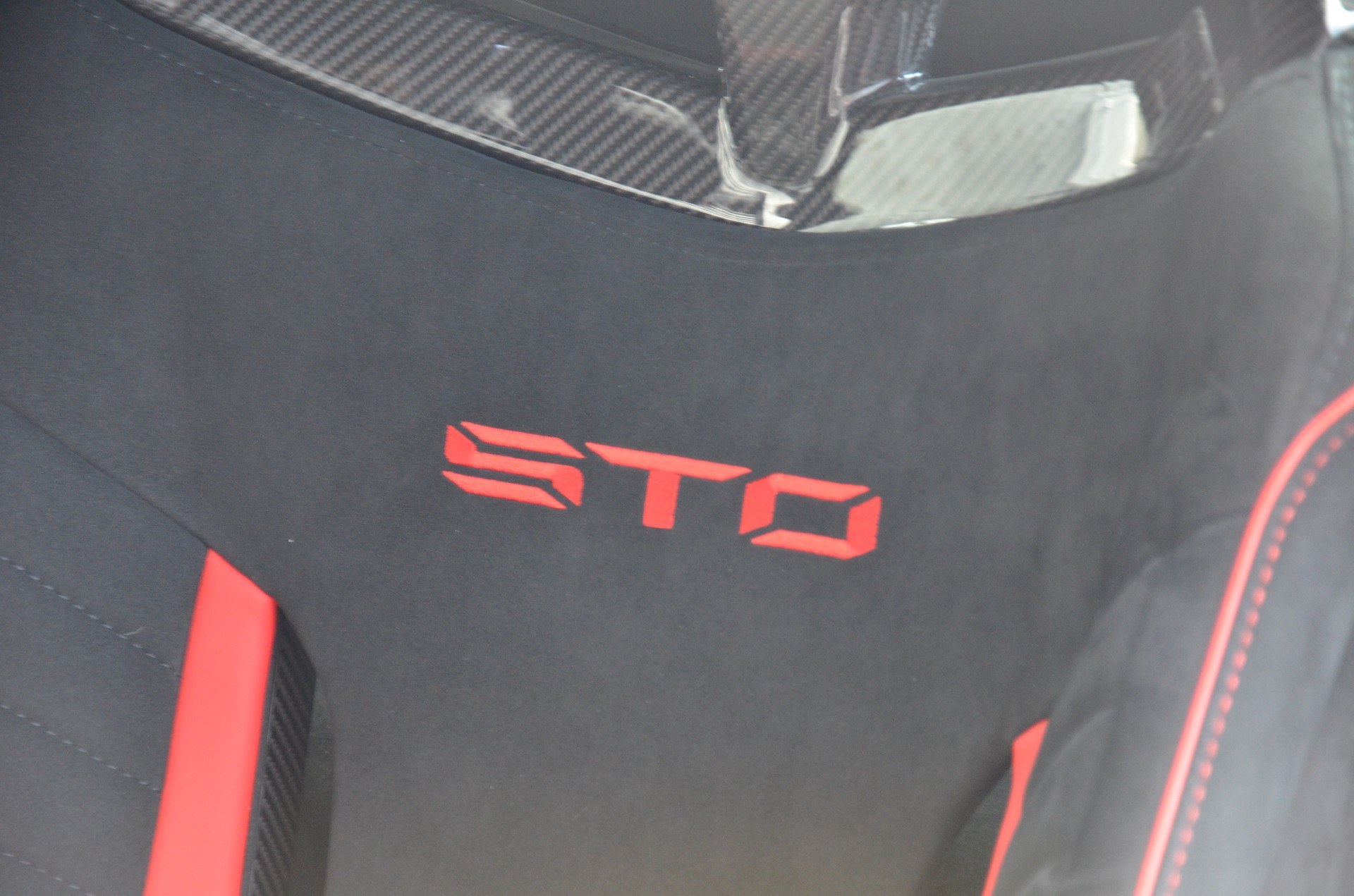 LAMBORGHINI Huracan STO Coupé DCT RWD-image-21
