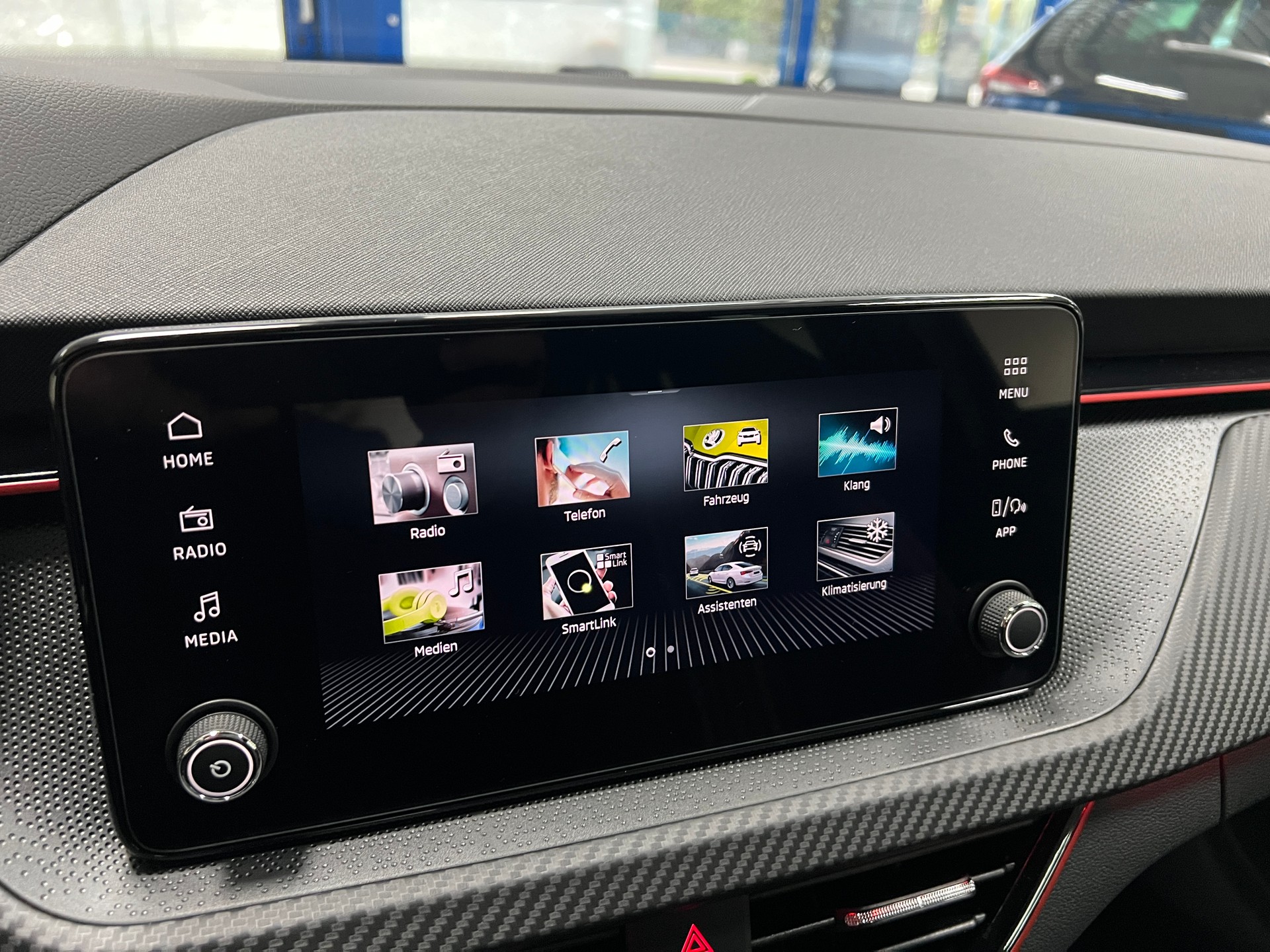 SKODA Kamiq 1.5 TSI Monte Carlo DSG Panoramadach / Lenkradheizung / Rückfahrkamera / Matrix-LED Scheinwerfer-image-21