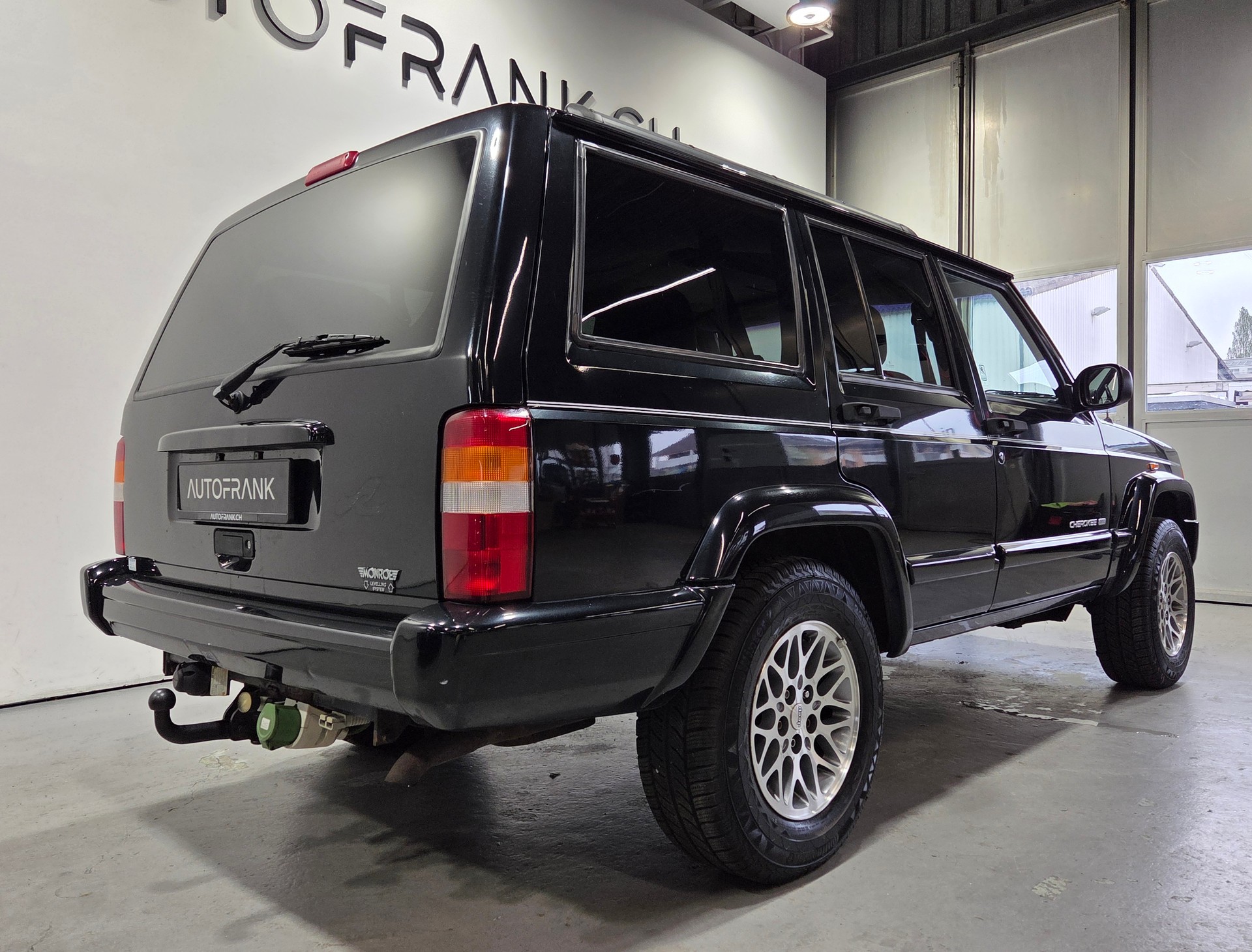 JEEP Cherokee 4.0 Limited-image-2