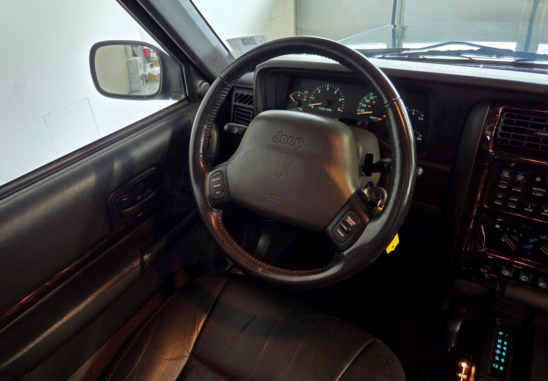 JEEP Cherokee 4.0 Limited-image-12