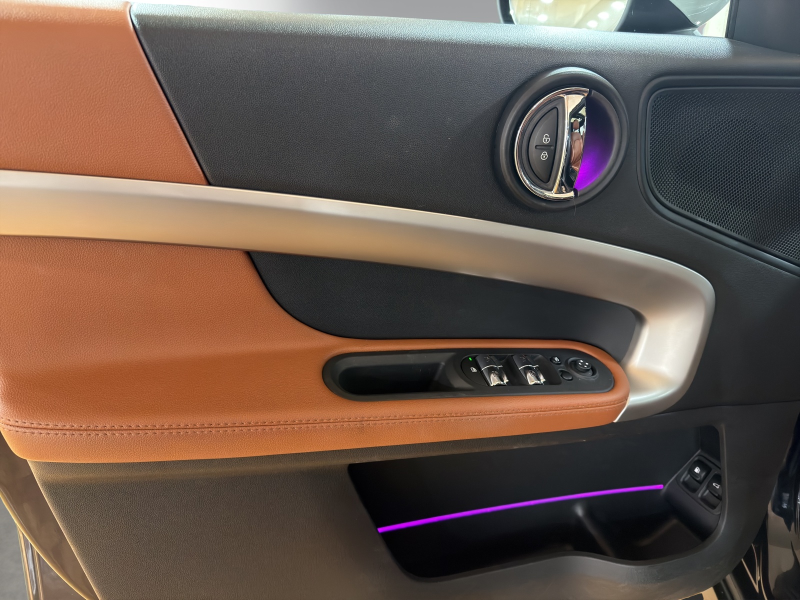 MINI Countryman CooperSE Trafa-image-7