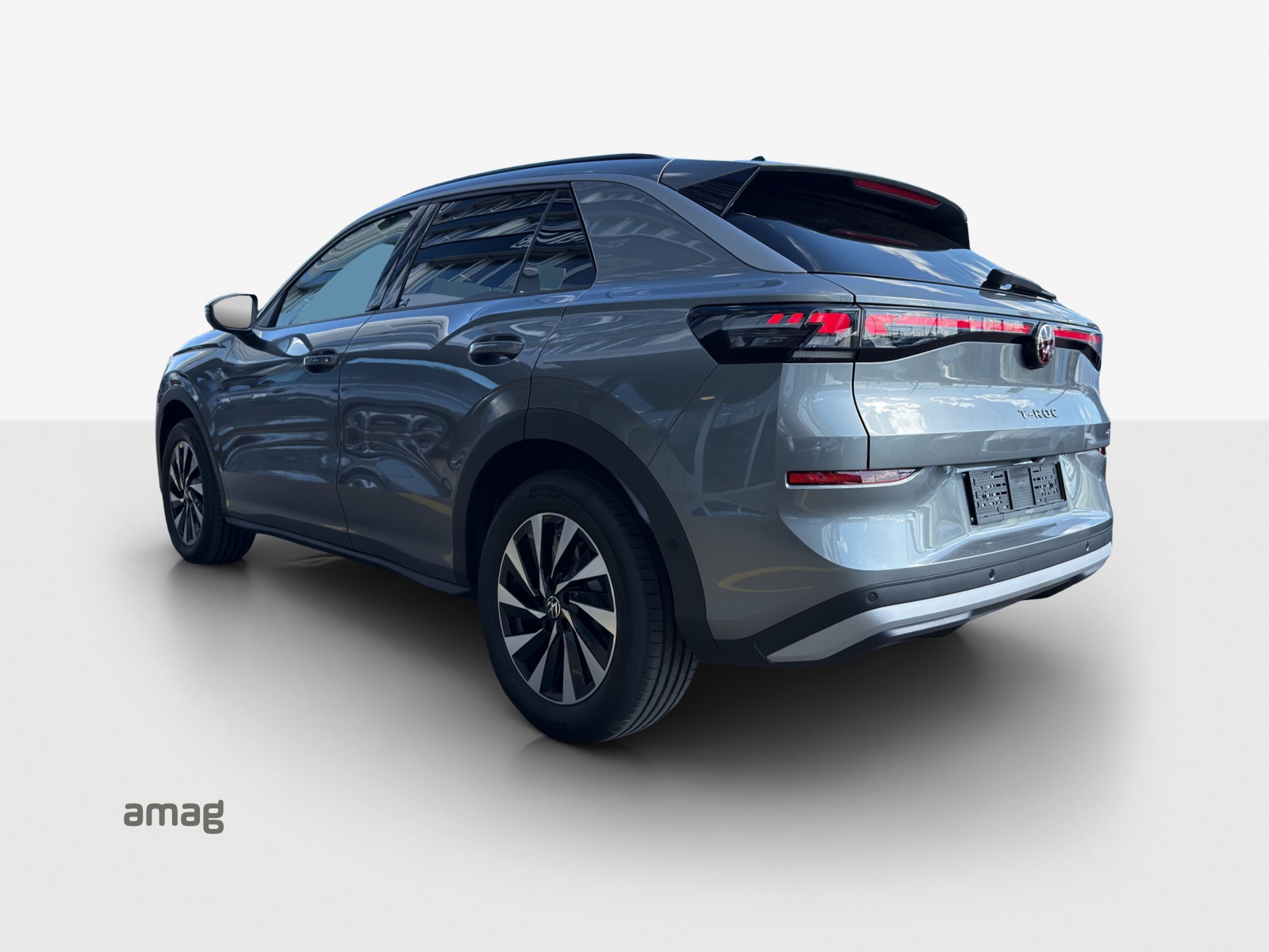 VW T-Roc 1.5 eTSI mHEV Life DSG-image-2