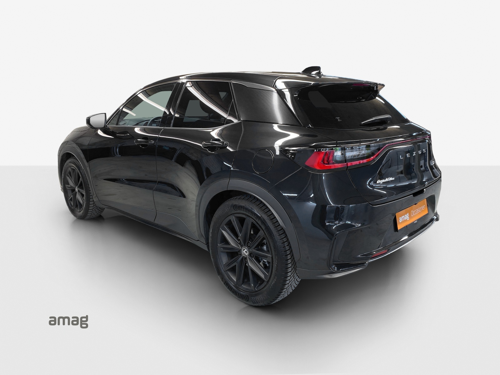 LEXUS LBX AWD Elegant CVT-image-2