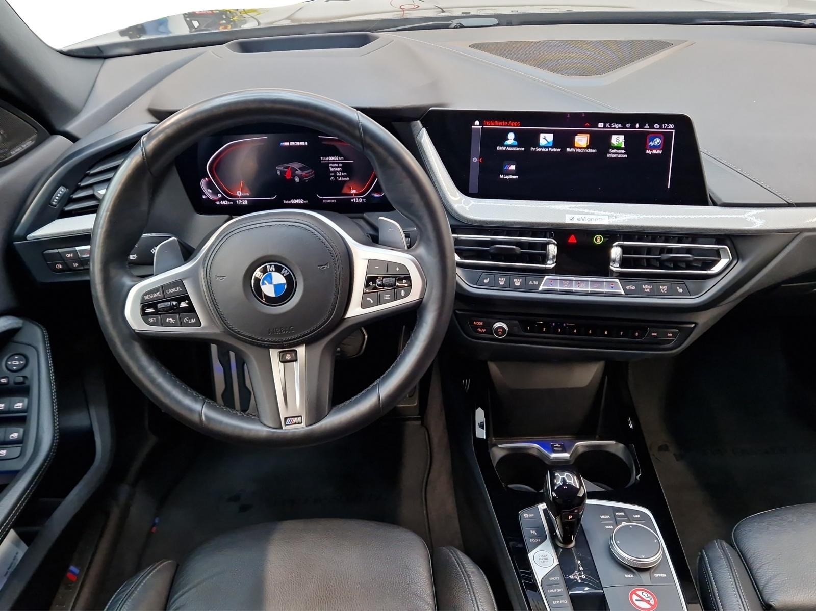 BMW M235i xDrive Gran Coupé-image-1