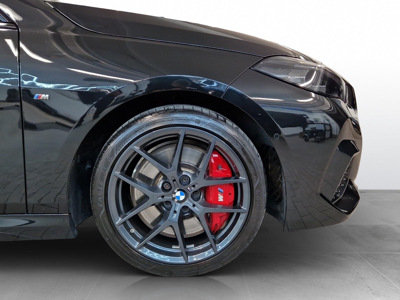 BMW M235i xDrive Gran Coupé-image-14