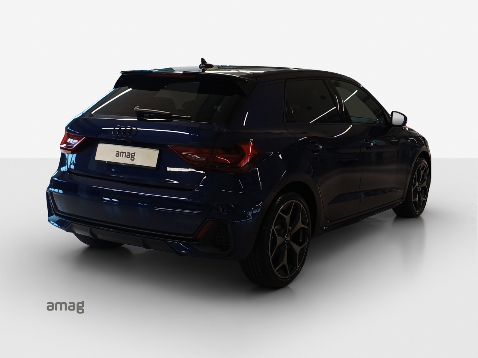AUDI A1 Sportback 30 TFSI S Line Attraction S-tronic-image-4