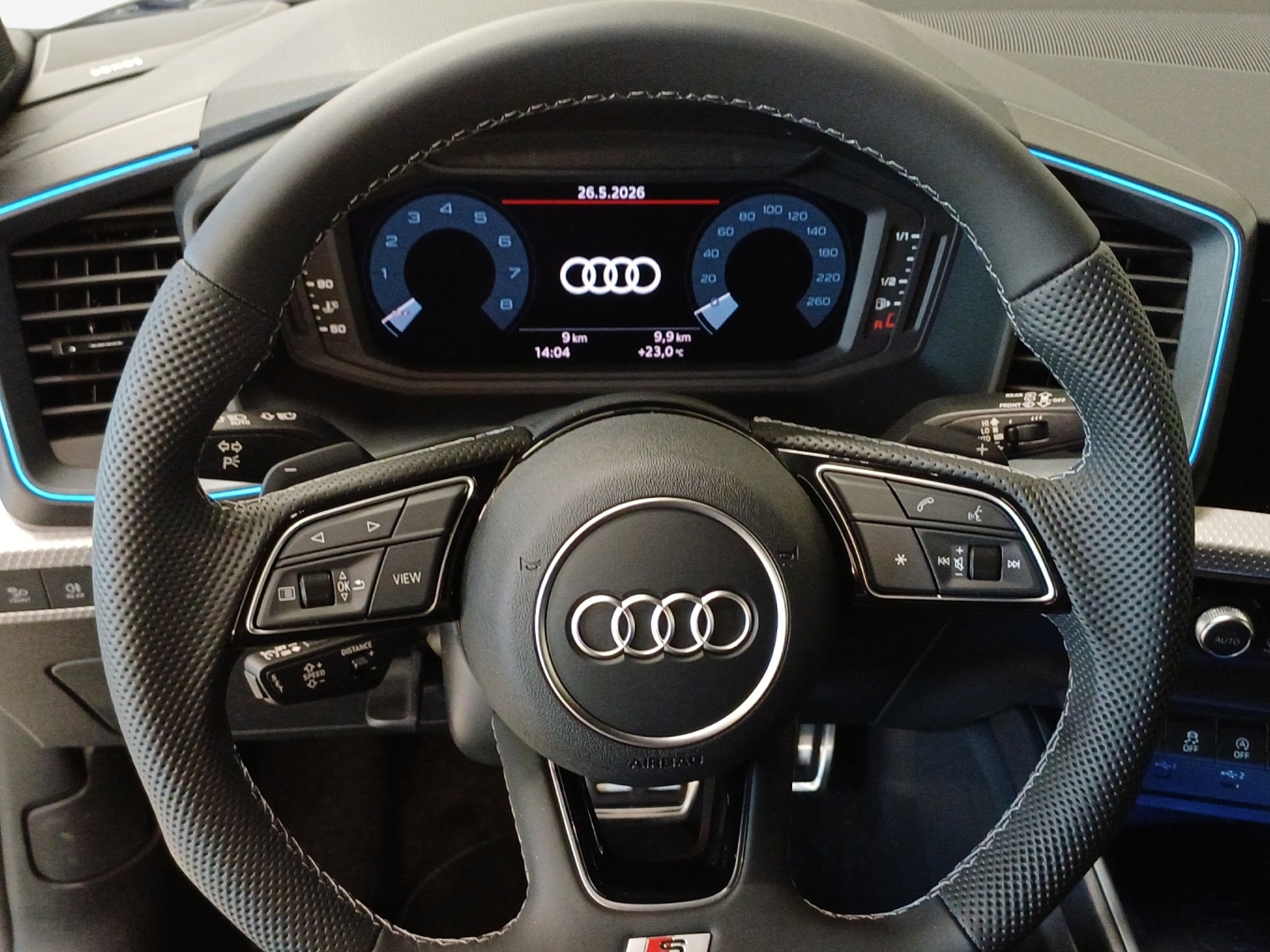 AUDI A1 Sportback 30 TFSI S Line Attraction S-tronic-image-9