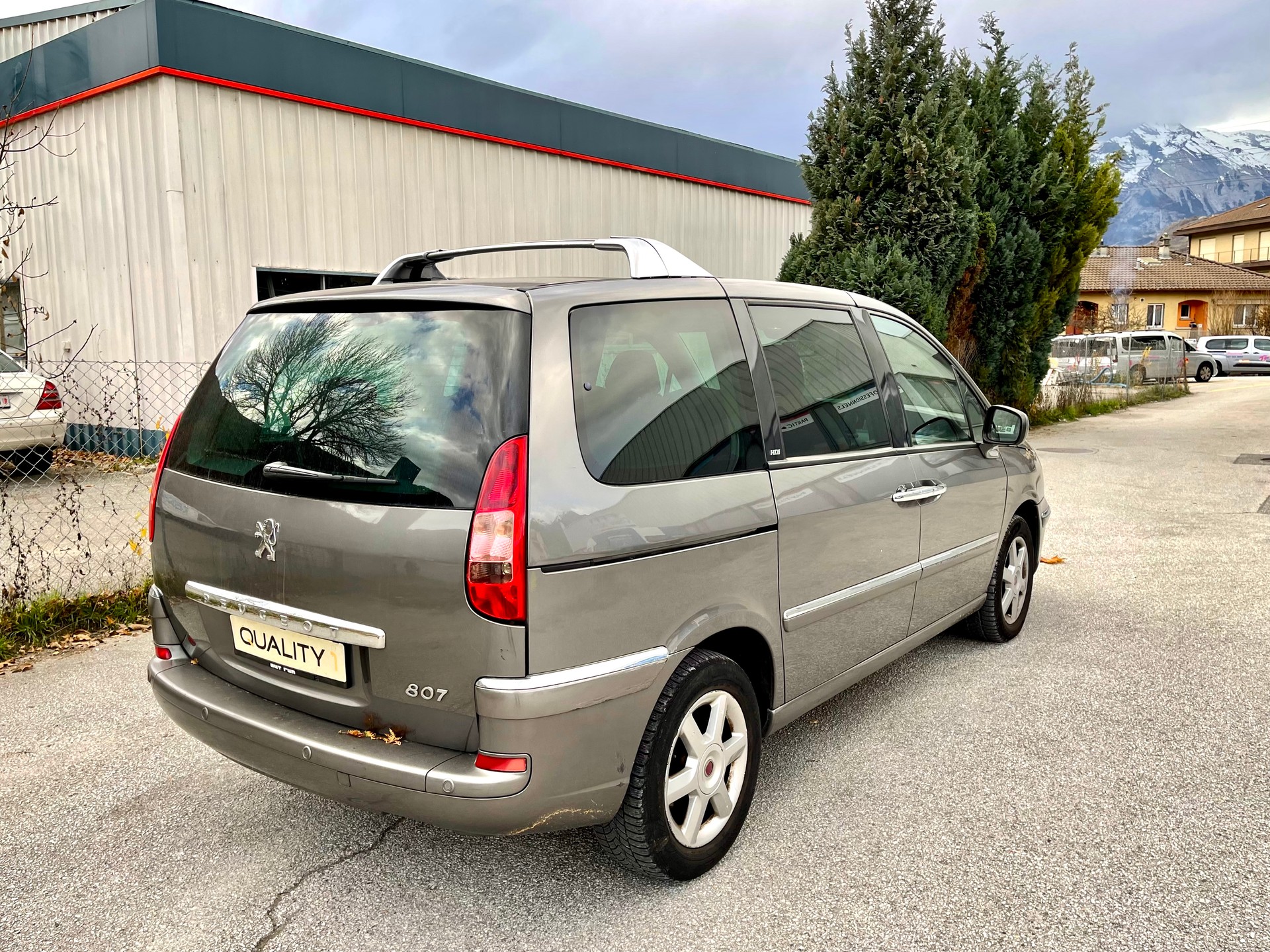 PEUGEOT 807 2.0 16V HDi (ST) Family+-image-20