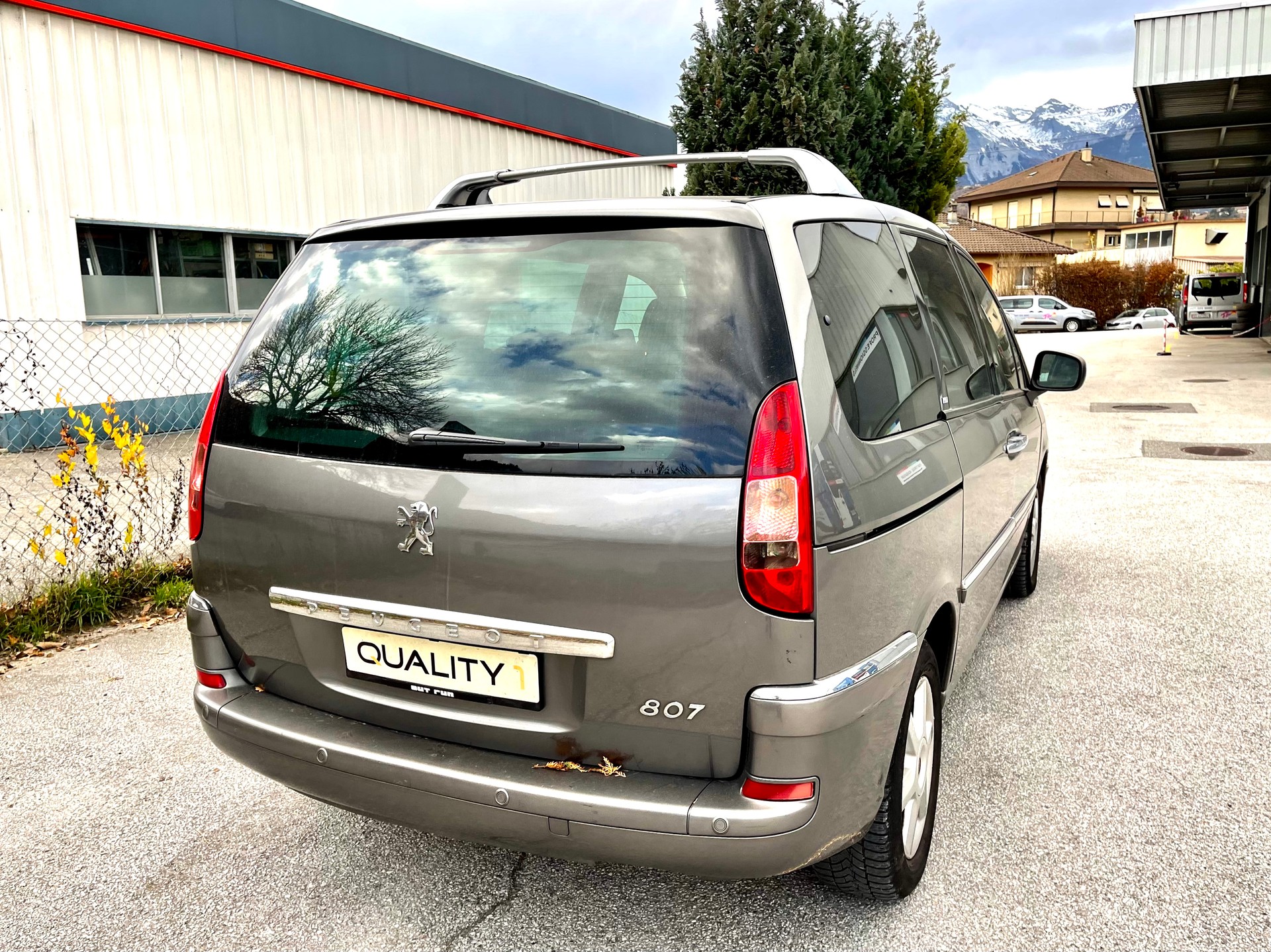 PEUGEOT 807 2.0 16V HDi (ST) Family+-image-19