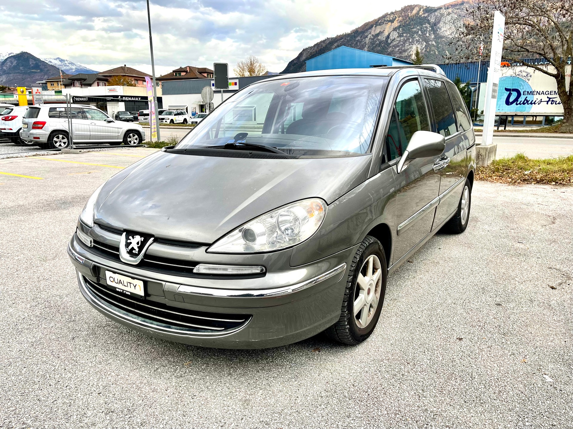PEUGEOT 807 2.0 16V HDi (ST) Family+-image-23
