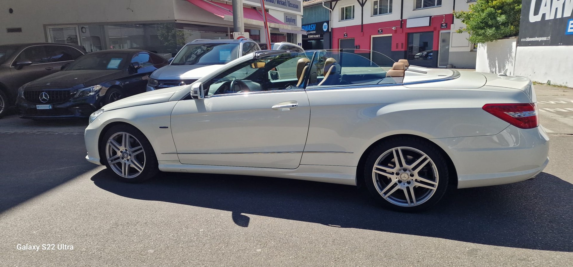 MERCEDES-BENZ E 250 CGI BlueEfficiency Automatic-image-5