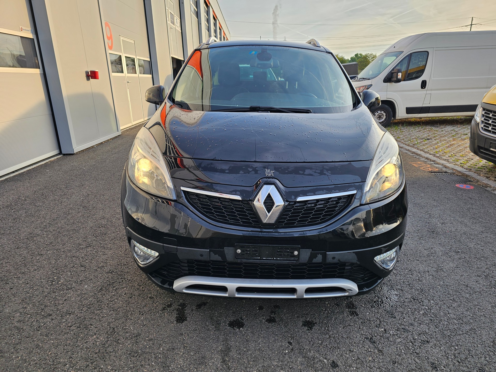 RENAULT Scénic Xmod 1.6 dCi Bose Edition-image-7