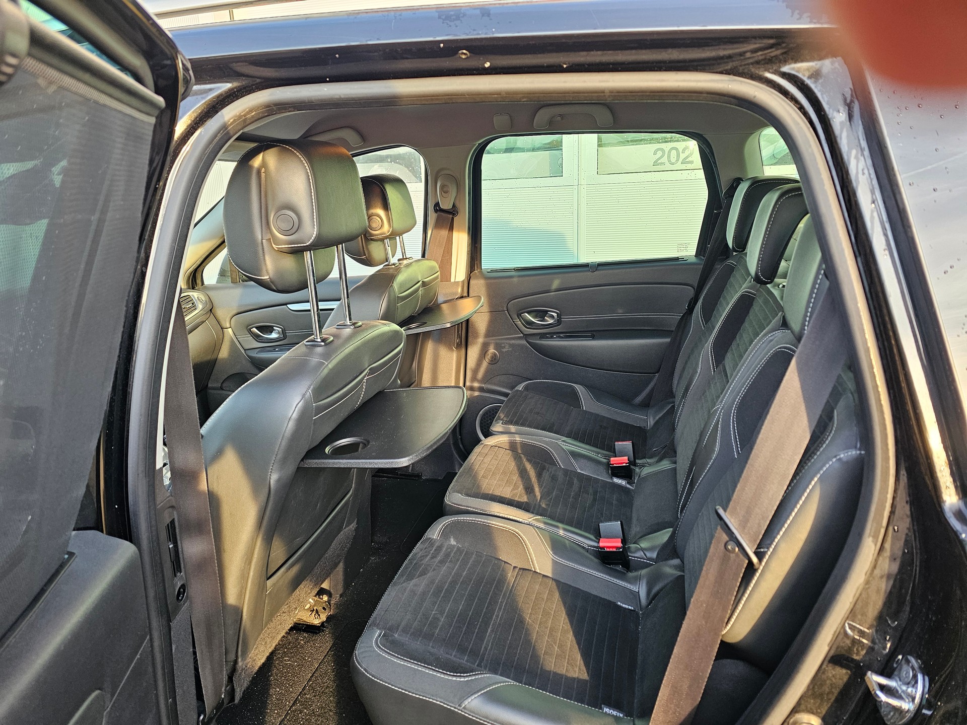 RENAULT Scénic Xmod 1.6 dCi Bose Edition-image-12