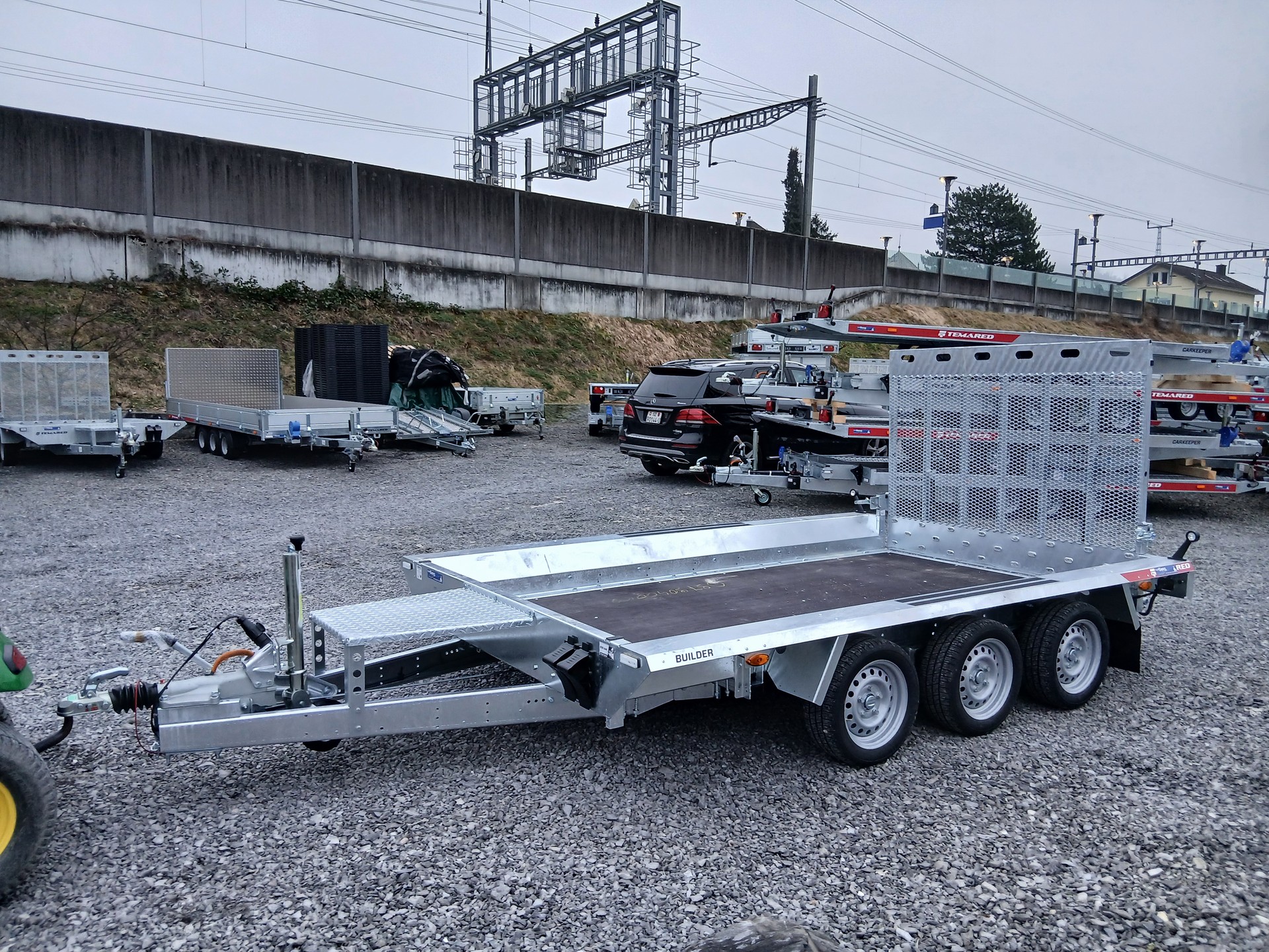 TEMARED BUILDER 3518 3'500kg Baumaschinentransporter geschlossene Rampe-image-0