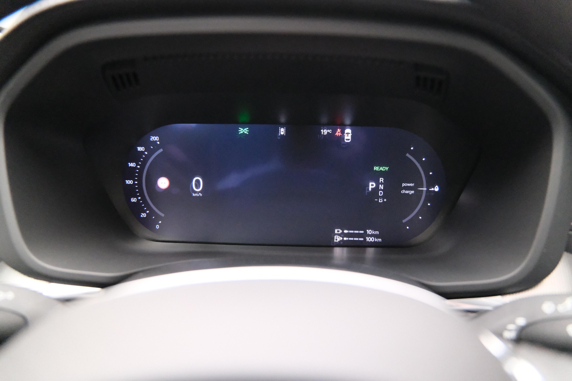 VOLVO XC60 2.0 T6 TE Ultra Dark eAWD-image-15