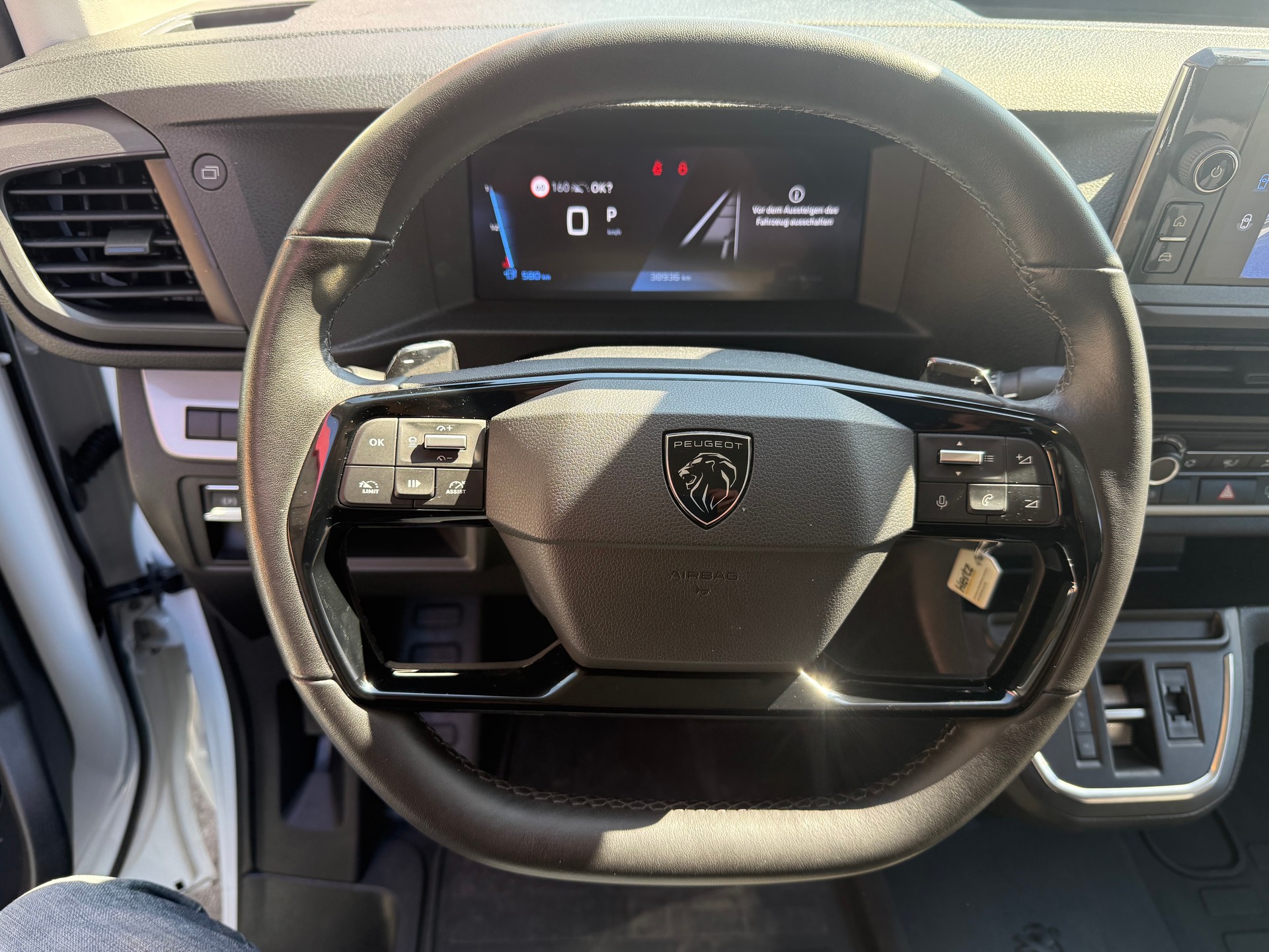 PEUGEOT Expert 2.0 BlueHDi 145 S&S Long EAT8-image-3