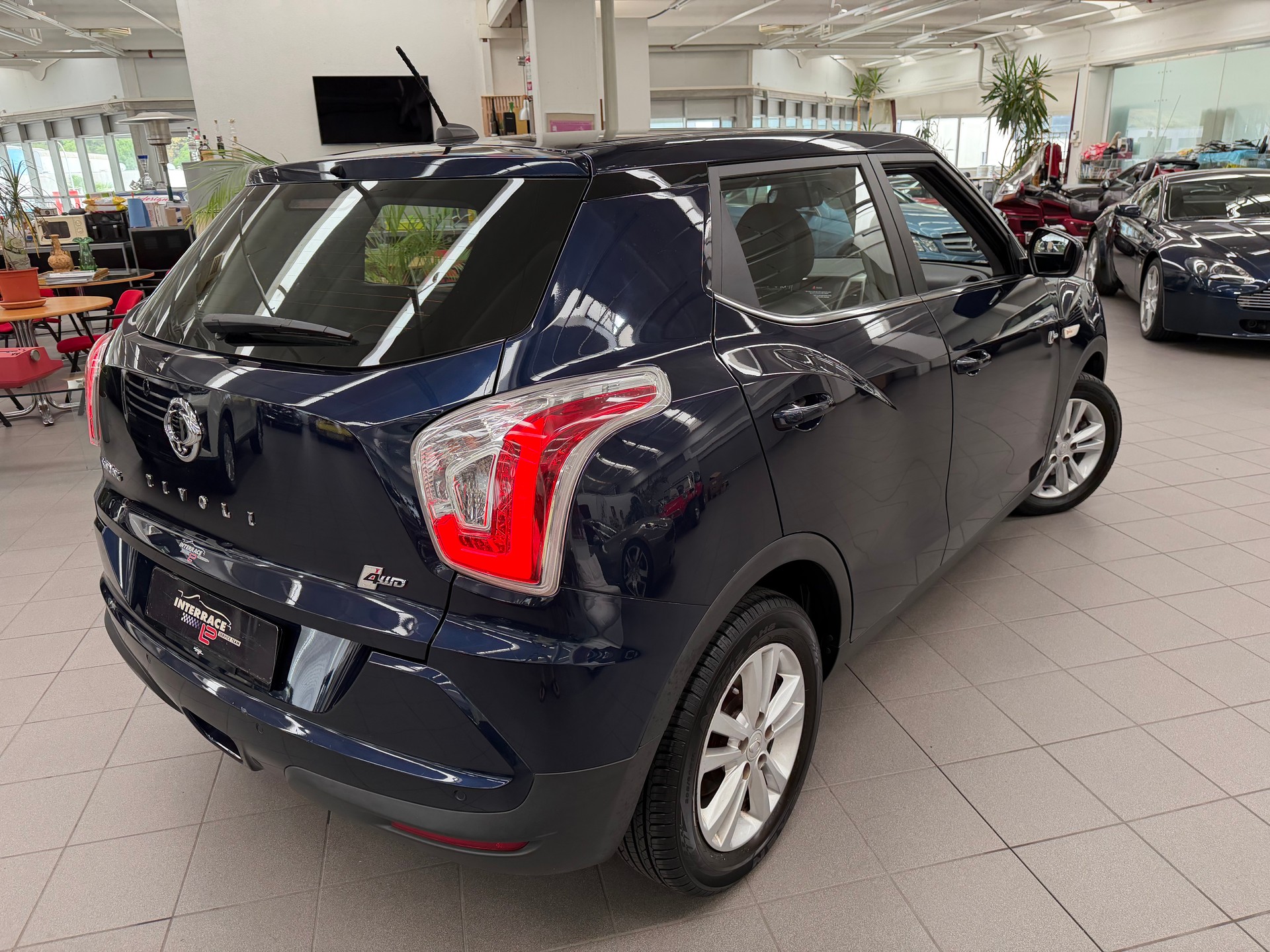 KGM-SsangYong Tivoli 1.6 eXDi Quartz 4WD-image-3