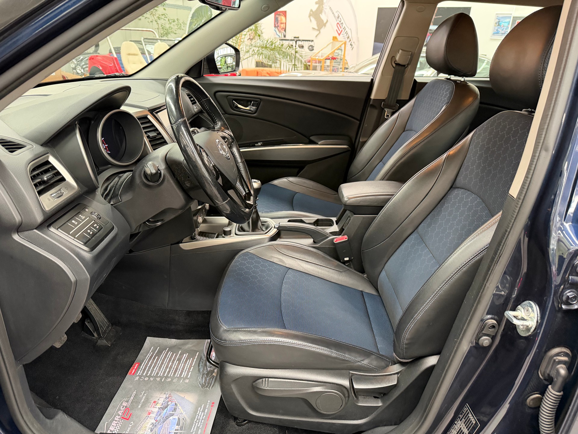 KGM-SsangYong Tivoli 1.6 eXDi Quartz 4WD-image-8