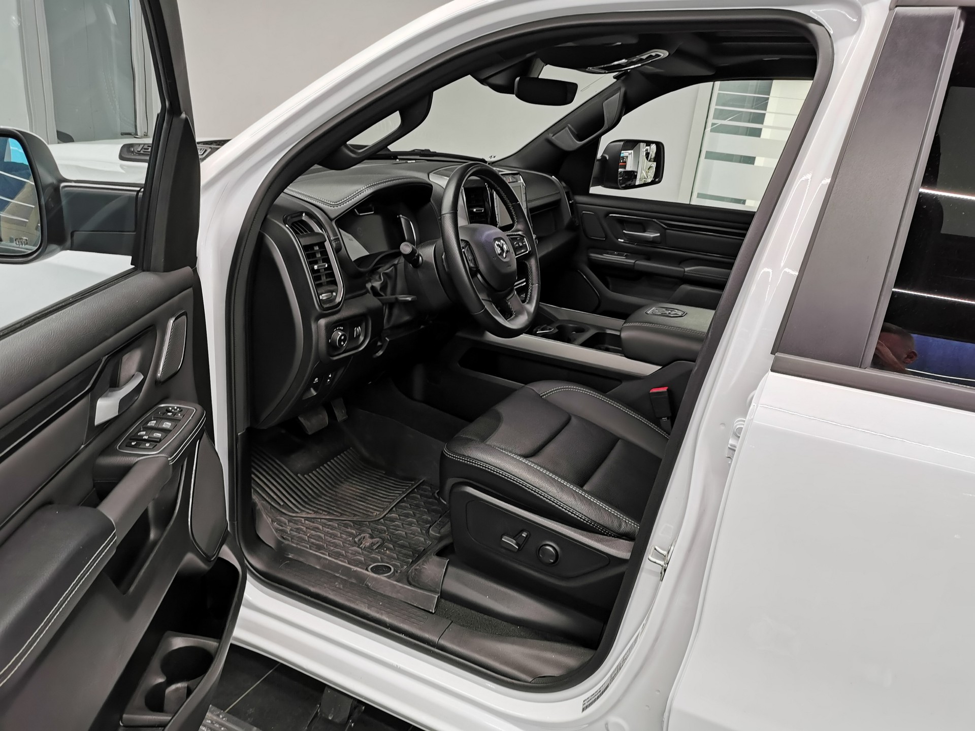 DODGE 1500 Sport-image-8