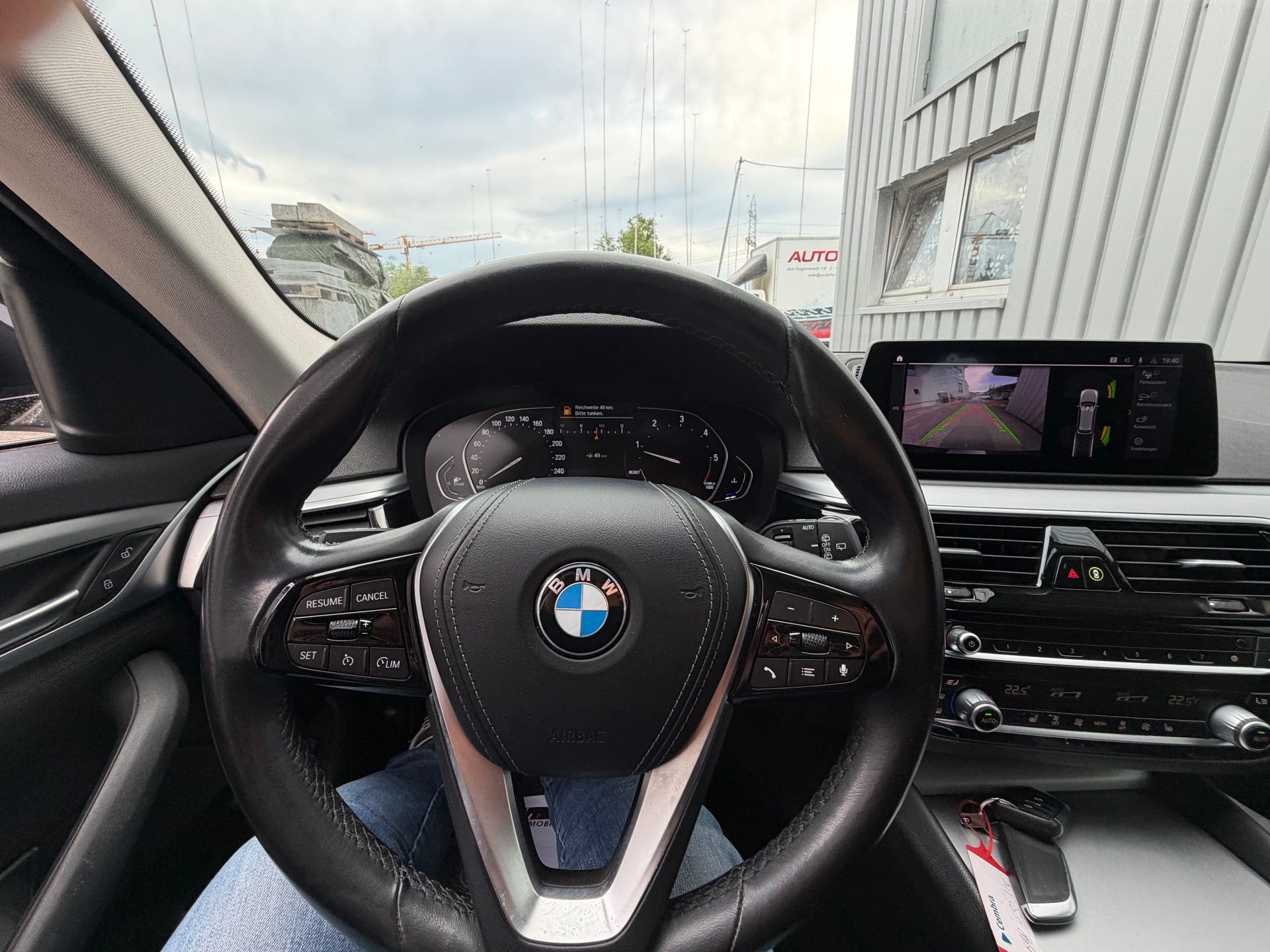 BMW 520d xDrive 48V Touring Steptronic-image-12
