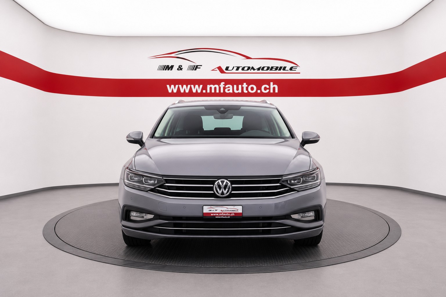 VW Passat Variant 2.0 TDI 150 Business CH FAHRZEUG-image-1