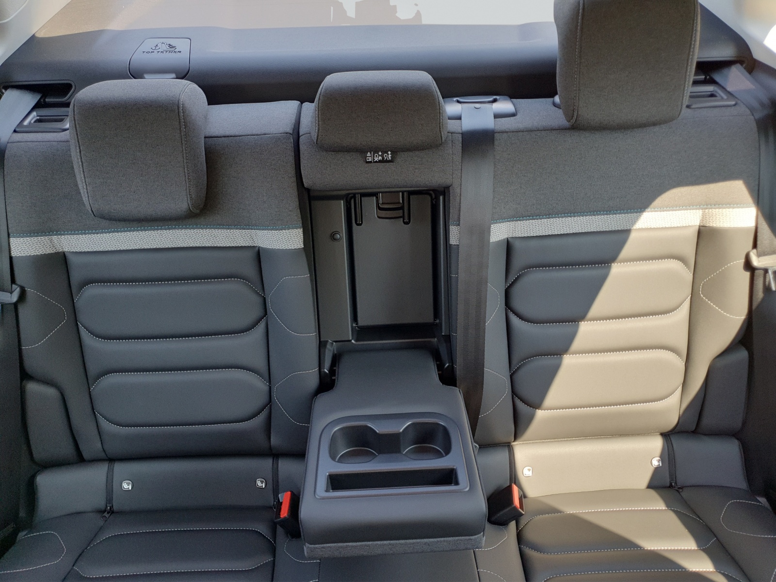 CITROEN C4 X Shine-image-8