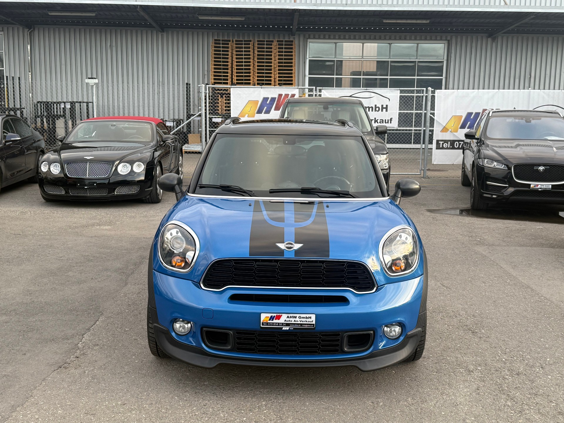 MINI Countryman Cooper S ALL4 Steptronic Snowhill / JCW Paket / Frisch ab MFK / Steuerkette ersetzt / 8-fach Alu-image-1