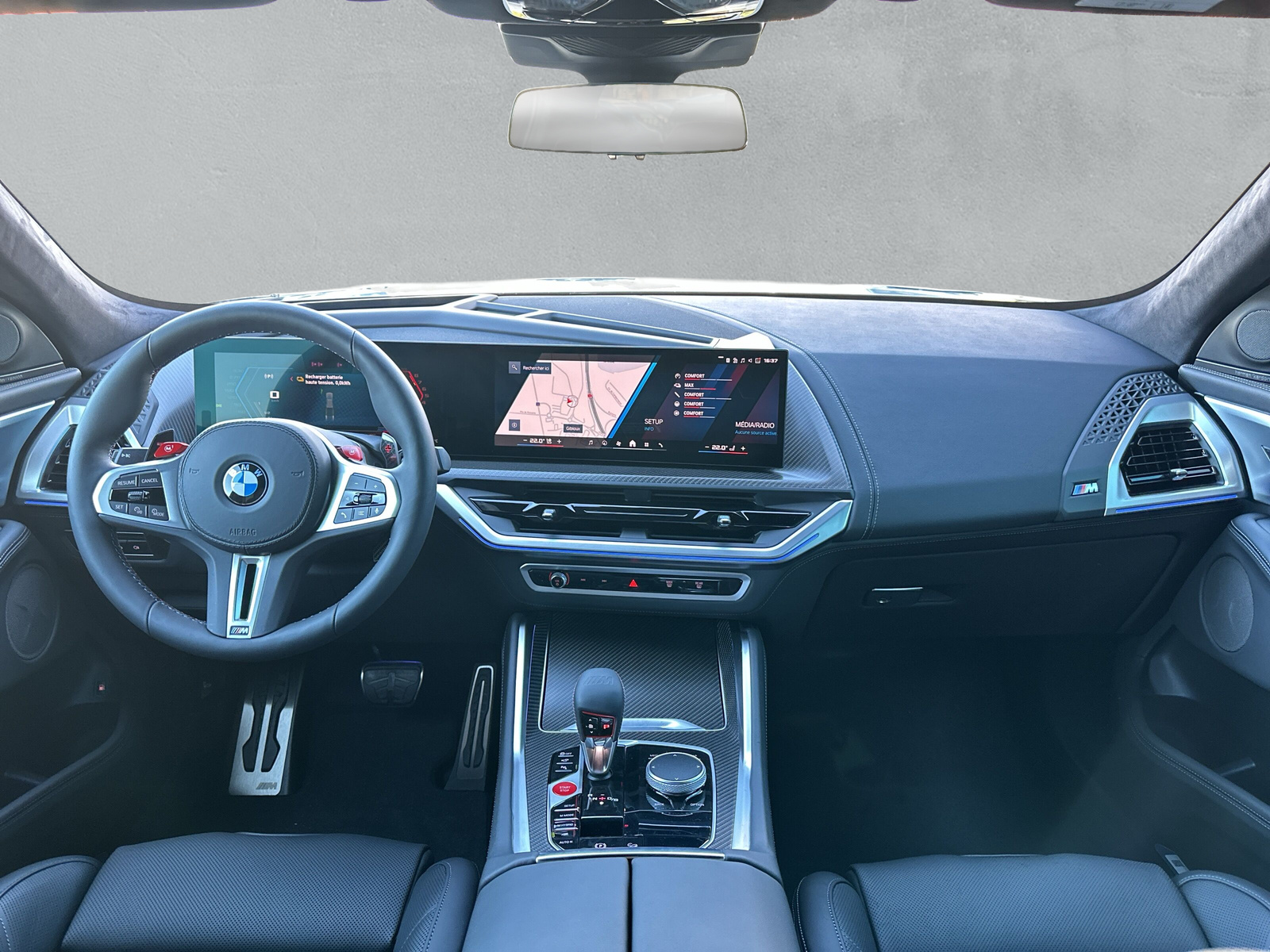 BMW XM xDrive 50e PHEV Steptronic-image-11