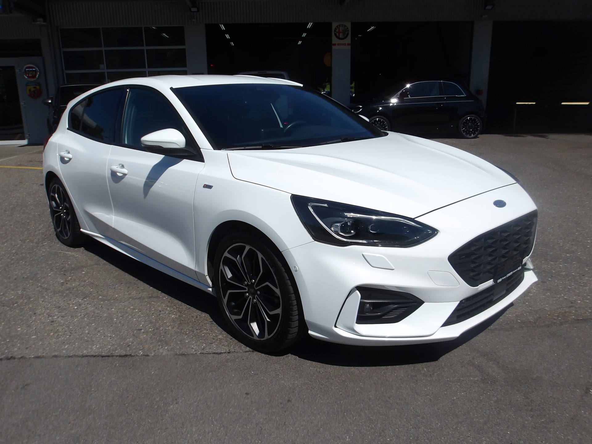 FORD Focus 1.0 SCTi Business-image-6