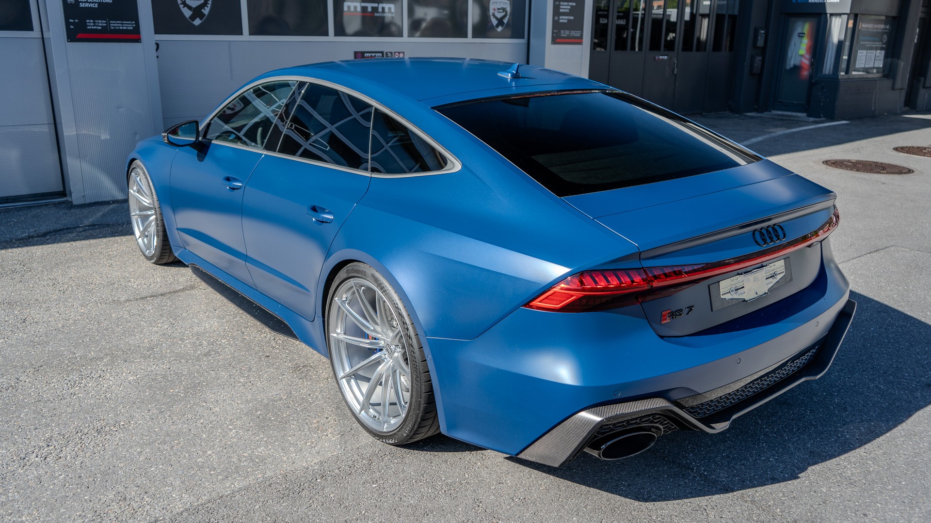 AUDI RS7 4.0 V8 TFSI performance ***KERAMIK / MATT CARBON / MATTLACK / TOP AUSSTATTUNG***-image-6