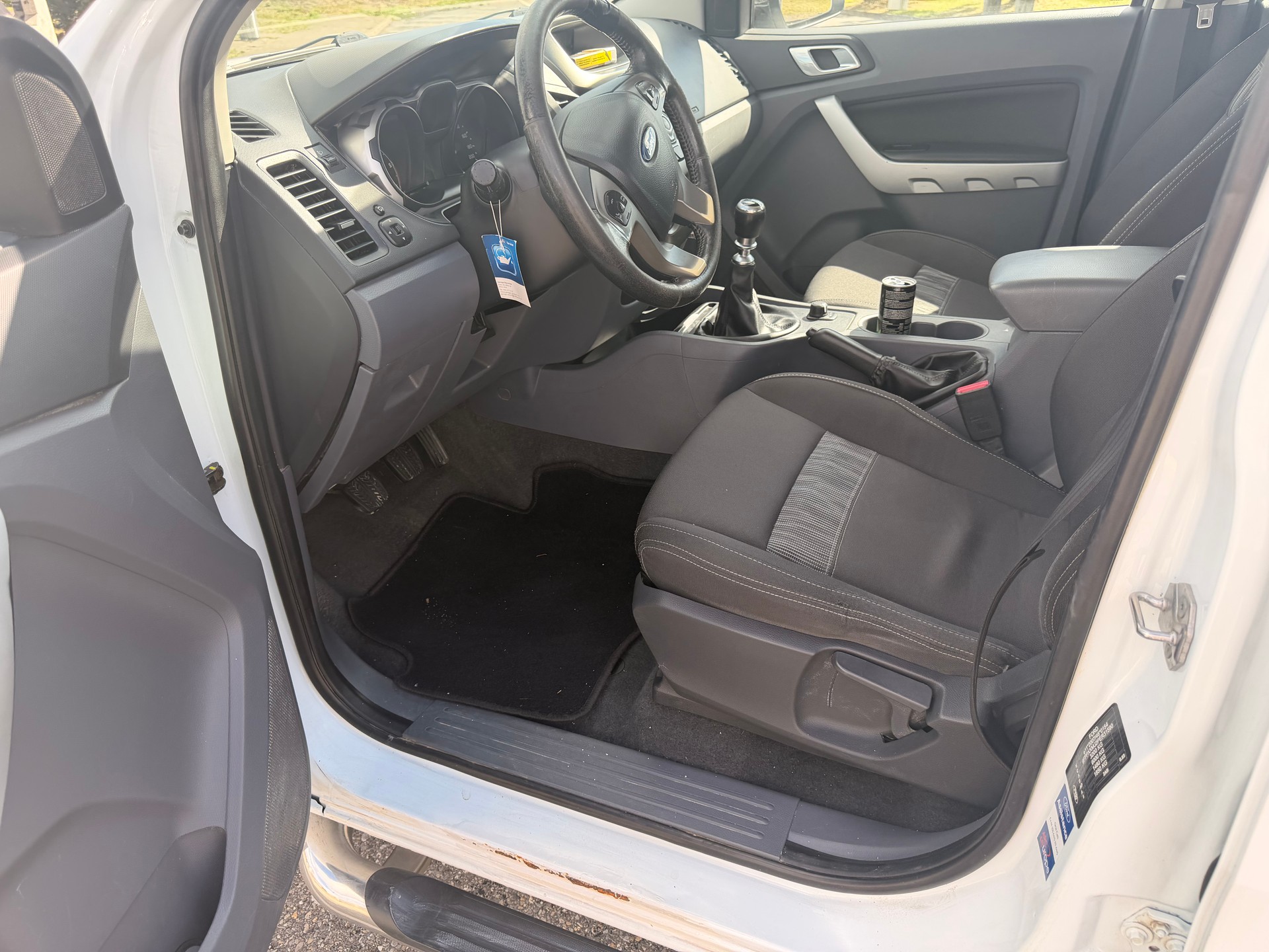 FORD Ranger LTD 2.2 TDCi 4x4-image-8