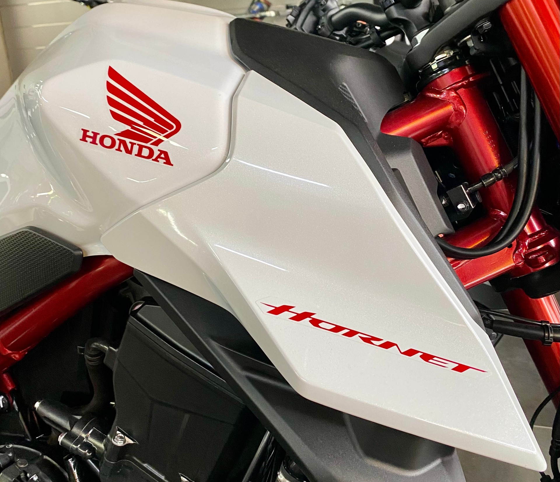 HONDA CB 750 Hornet-image-3