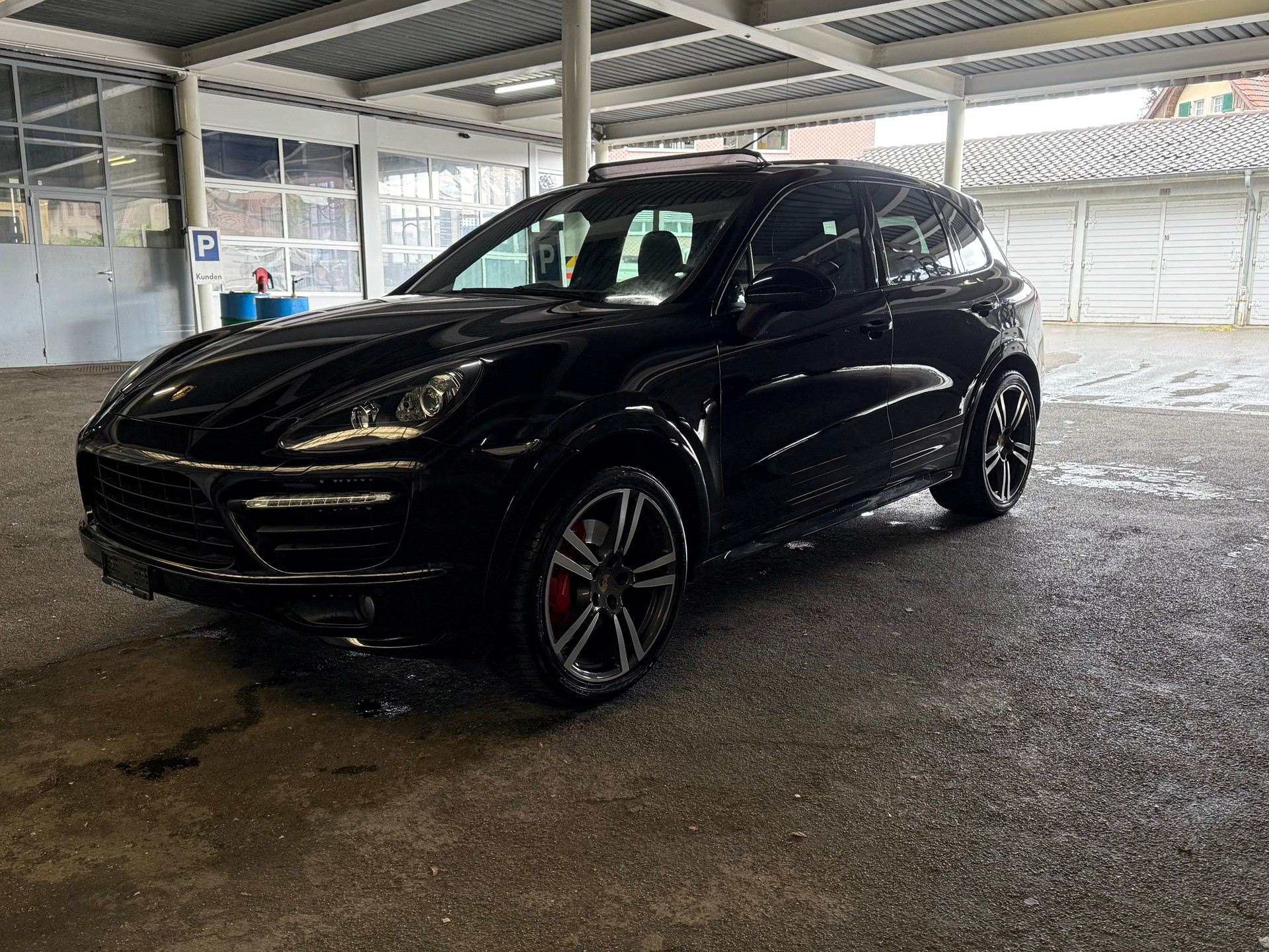 PORSCHE Cayenne GTS-image-7