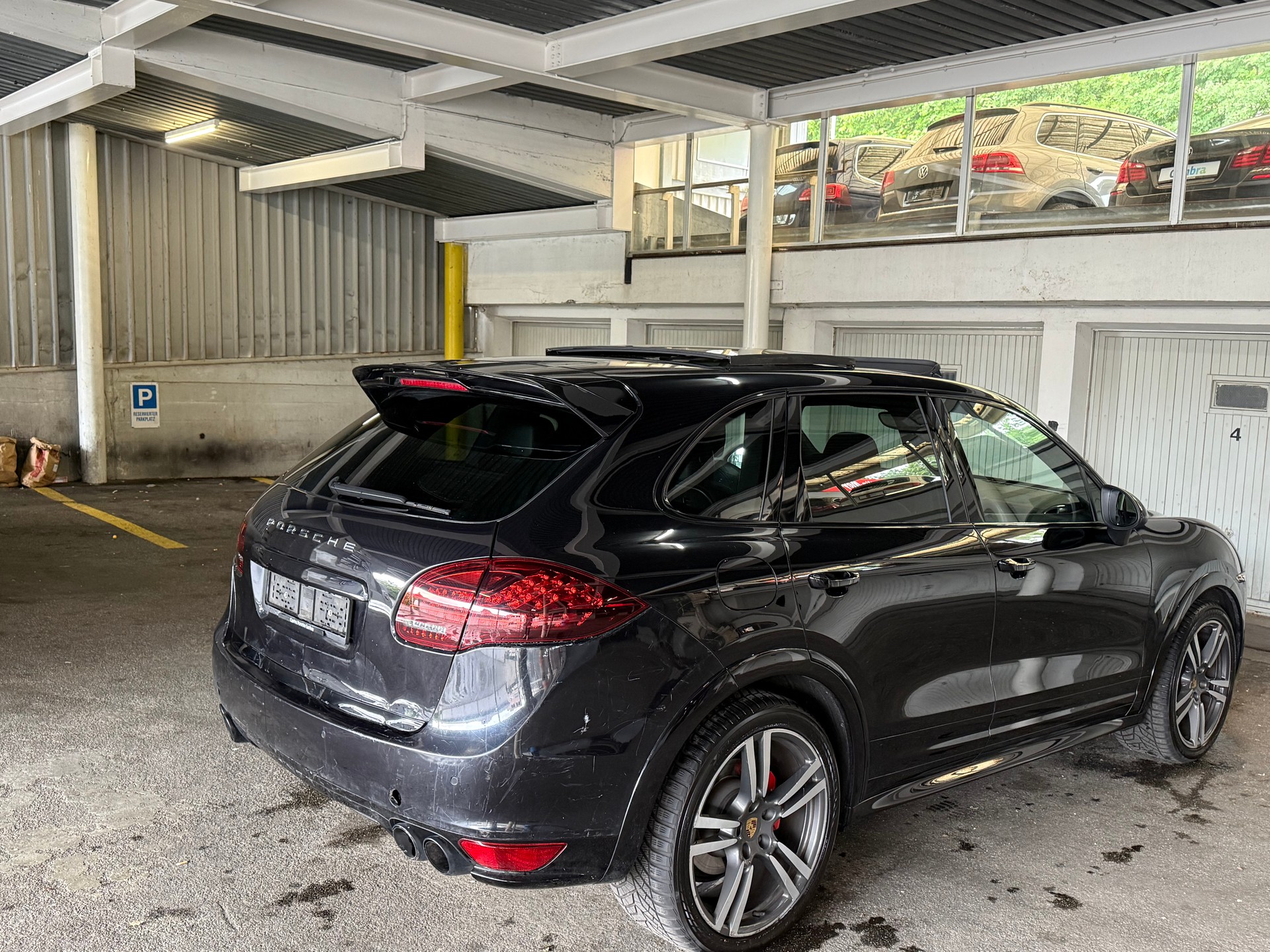 PORSCHE Cayenne GTS-image-8