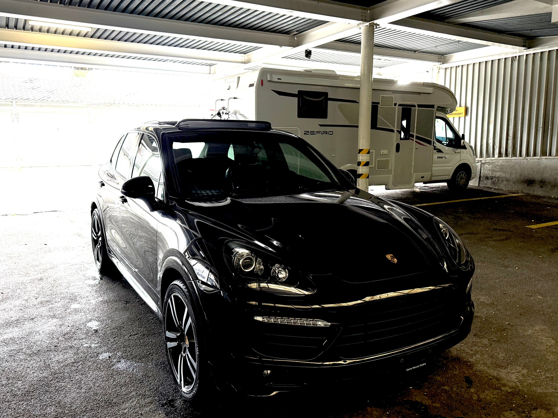 PORSCHE Cayenne GTS-image-6