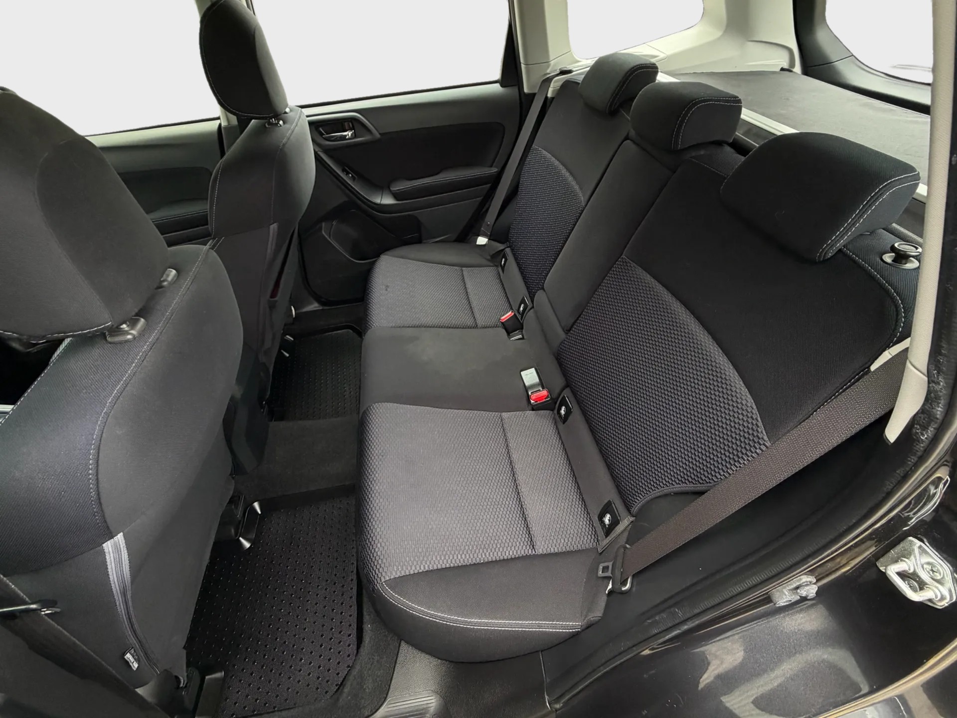 SUBARU Forester 2.0D Advantage Lineatronic-image-17