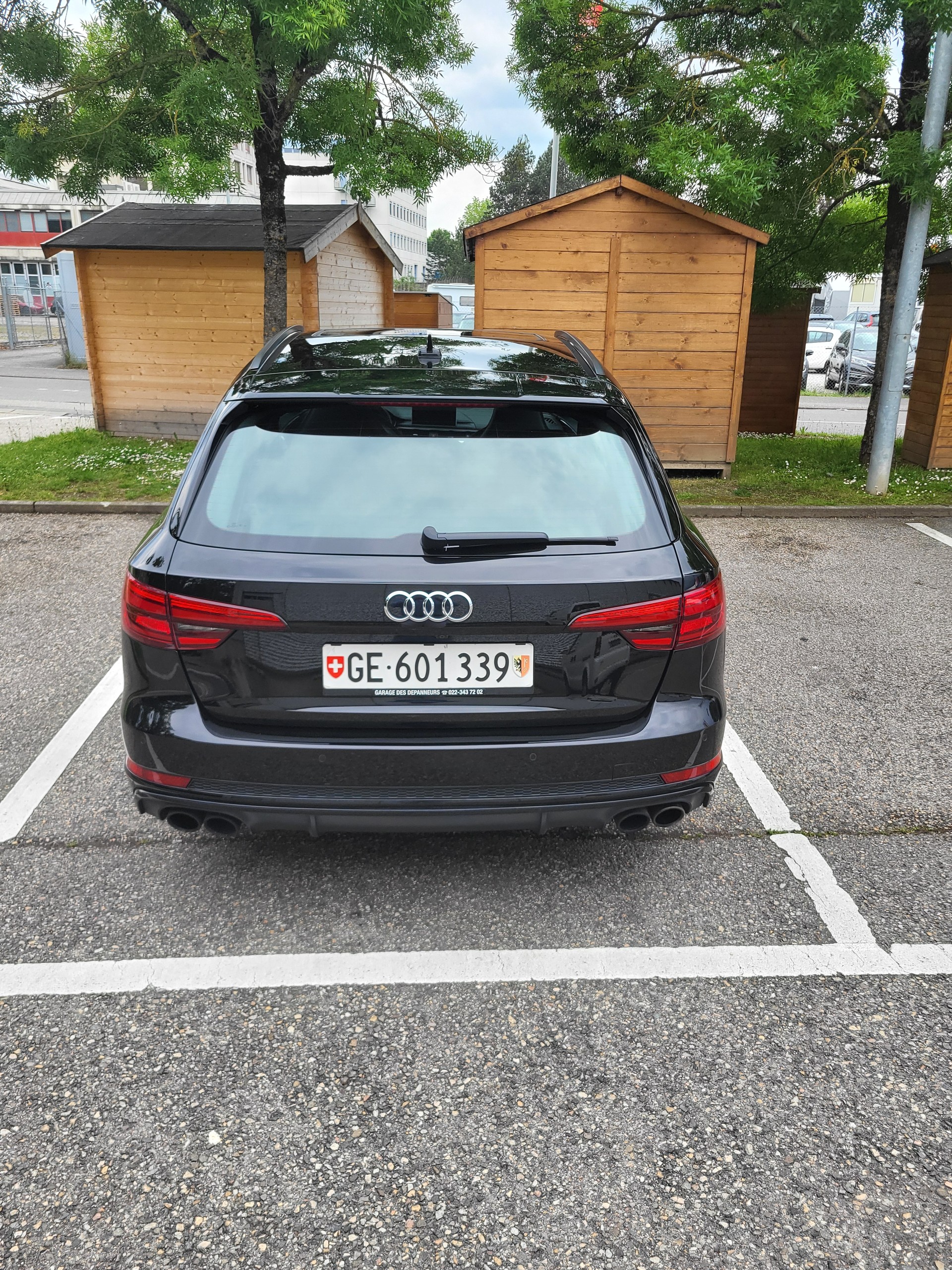 AUDI S4-image-2