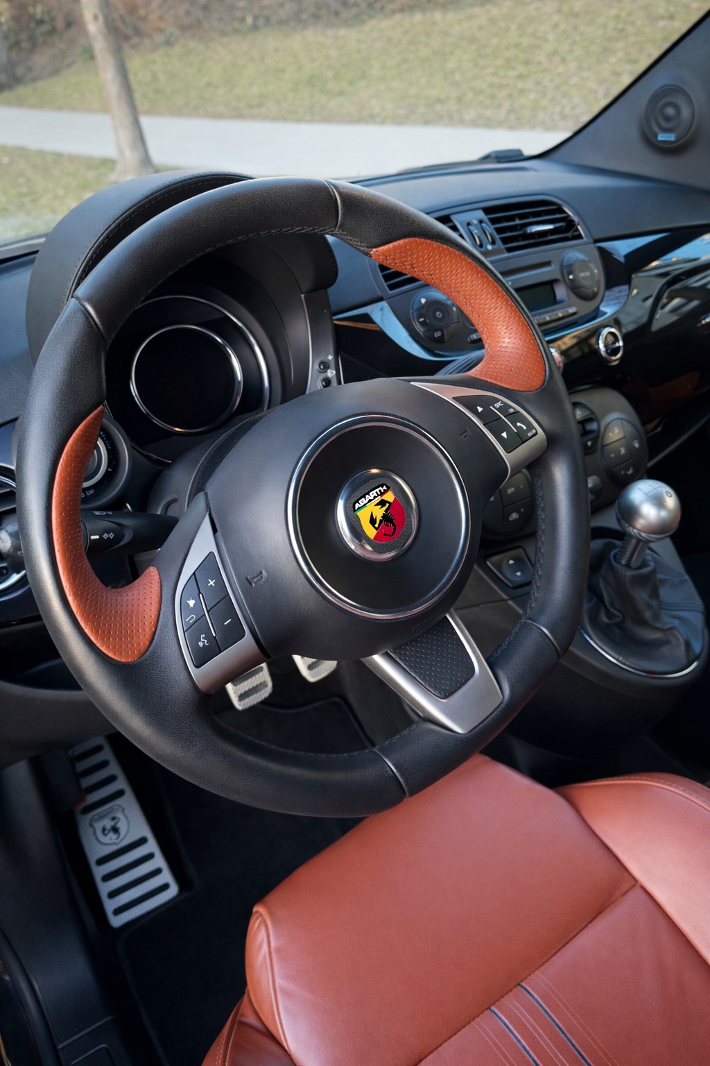 FIAT 595C 1.4 T-JET 16V Turismo-image-3