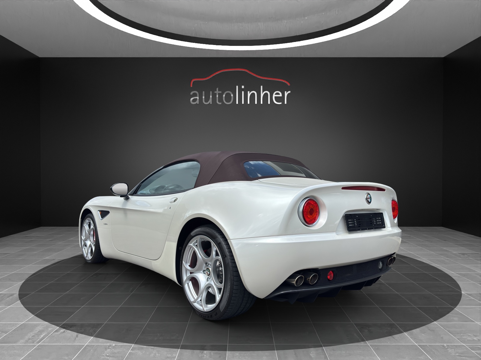ALFA ROMEO 8C Spider-image-2