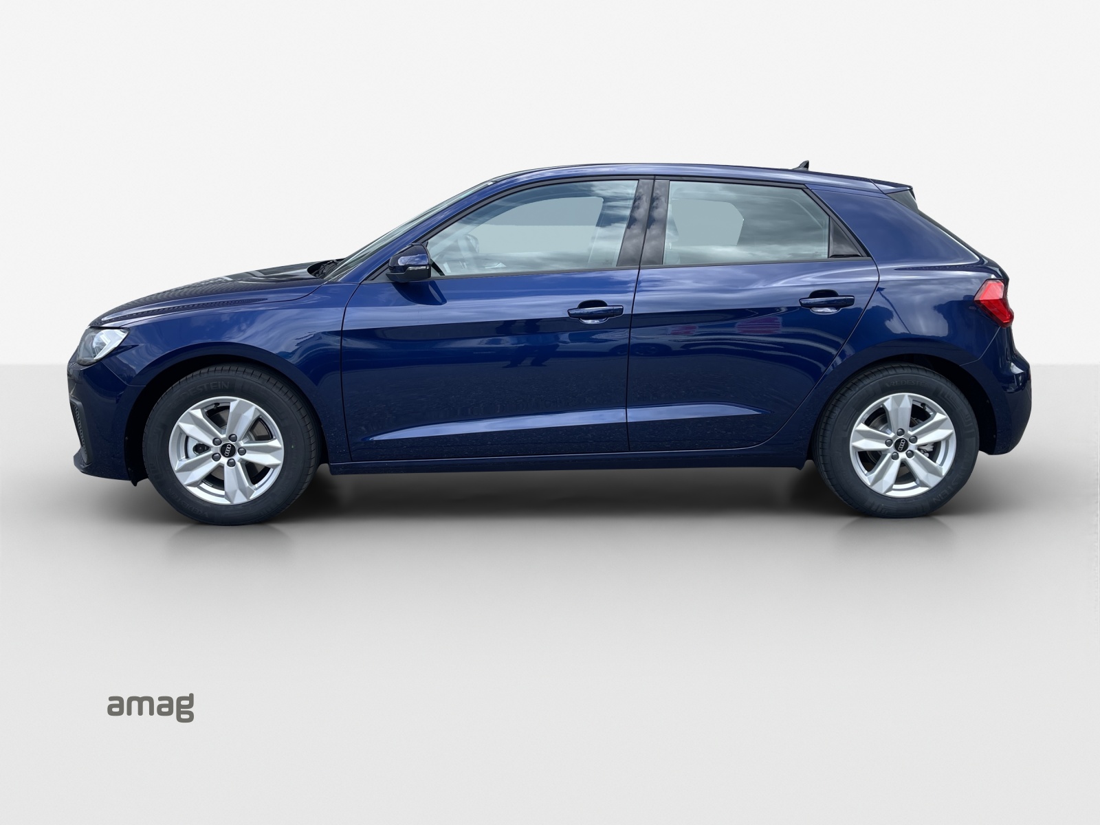 AUDI A1 Sportback 30 TFSI Attraction S-tronic-image-1