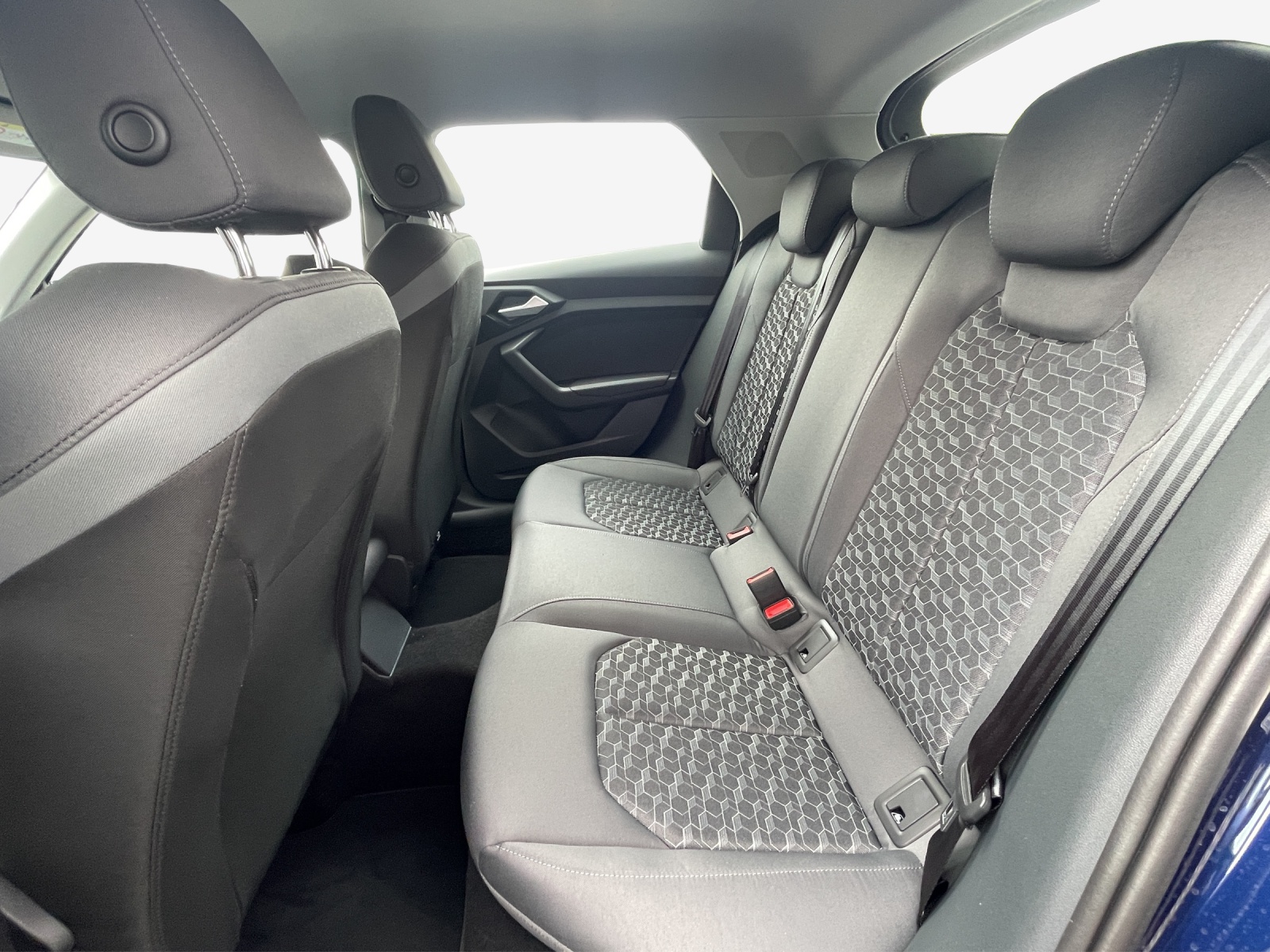 AUDI A1 Sportback 30 TFSI Attraction S-tronic-image-11