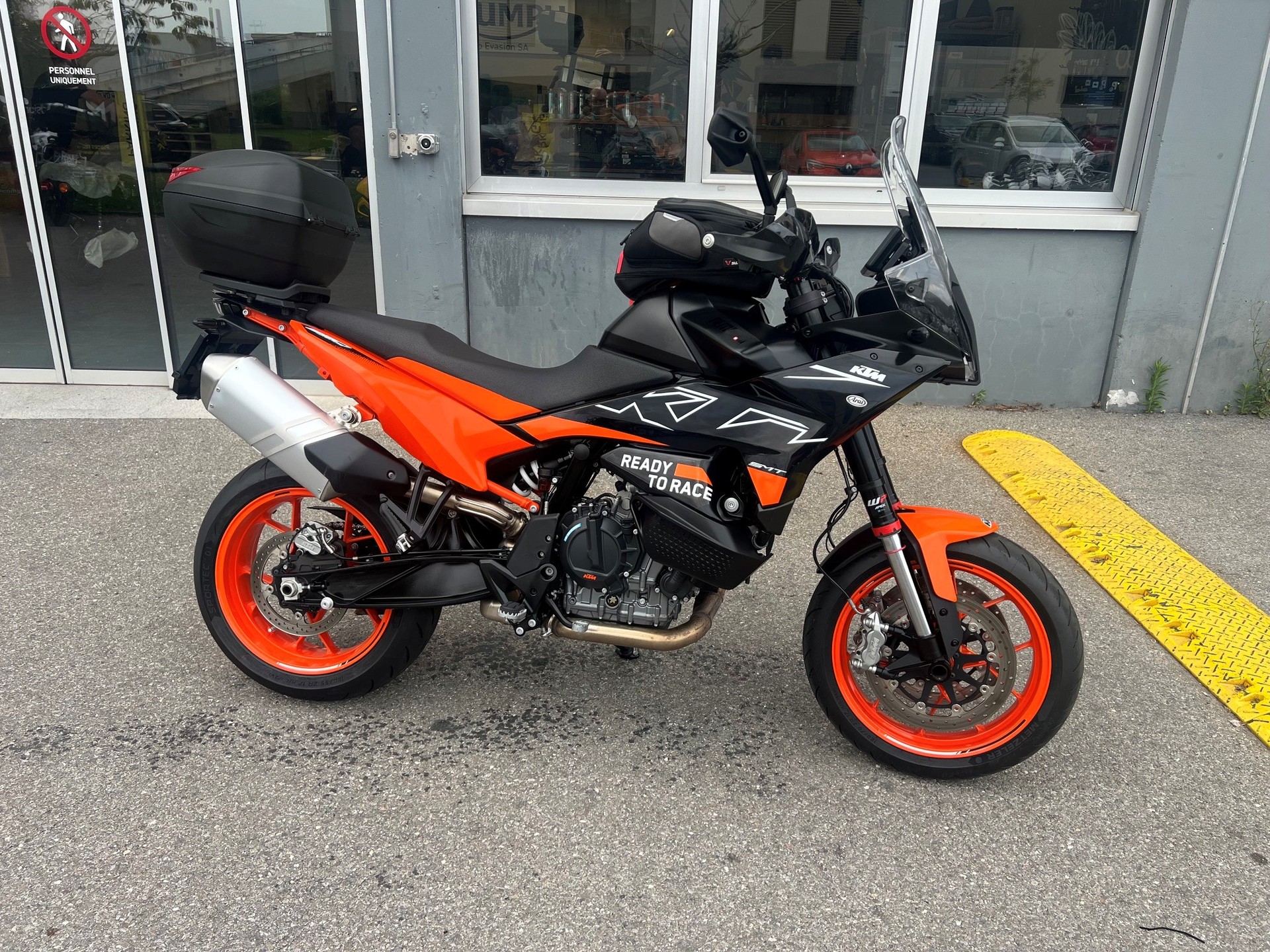 KTM 890 SMT-image-0