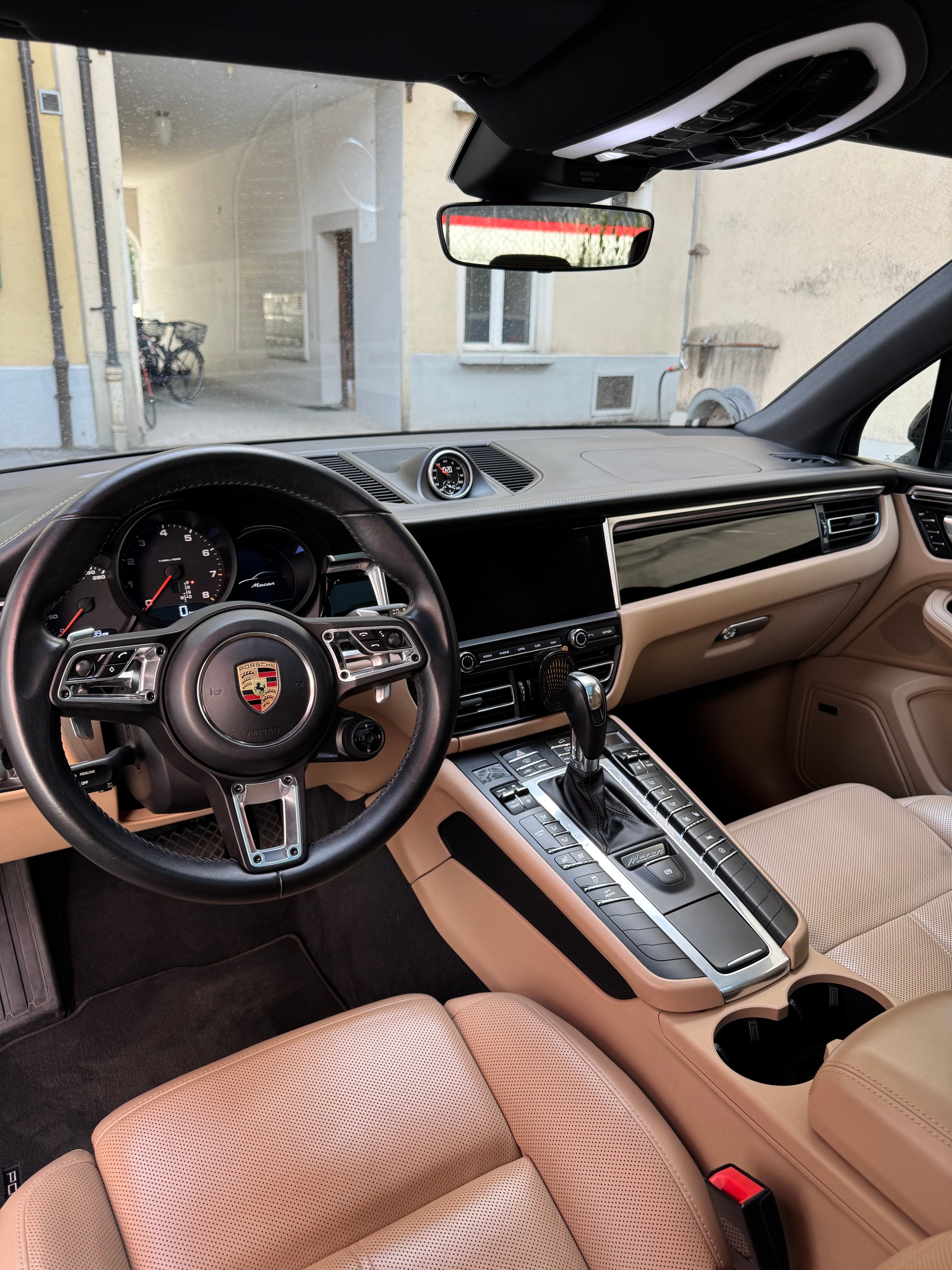 PORSCHE Macan 2.0 Porsche Approved Warranty 02/27-image-4
