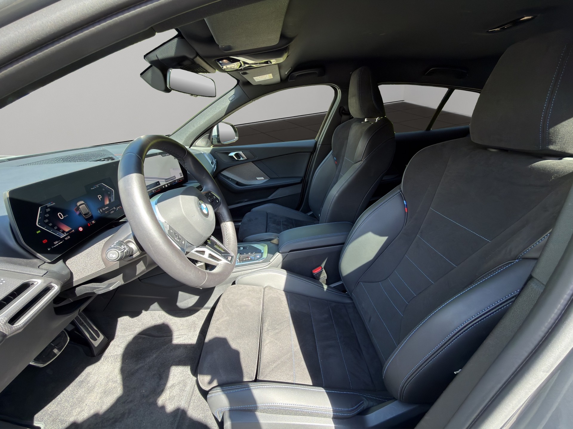 BMW 123 xDrive M Sport Steptronic-image-10