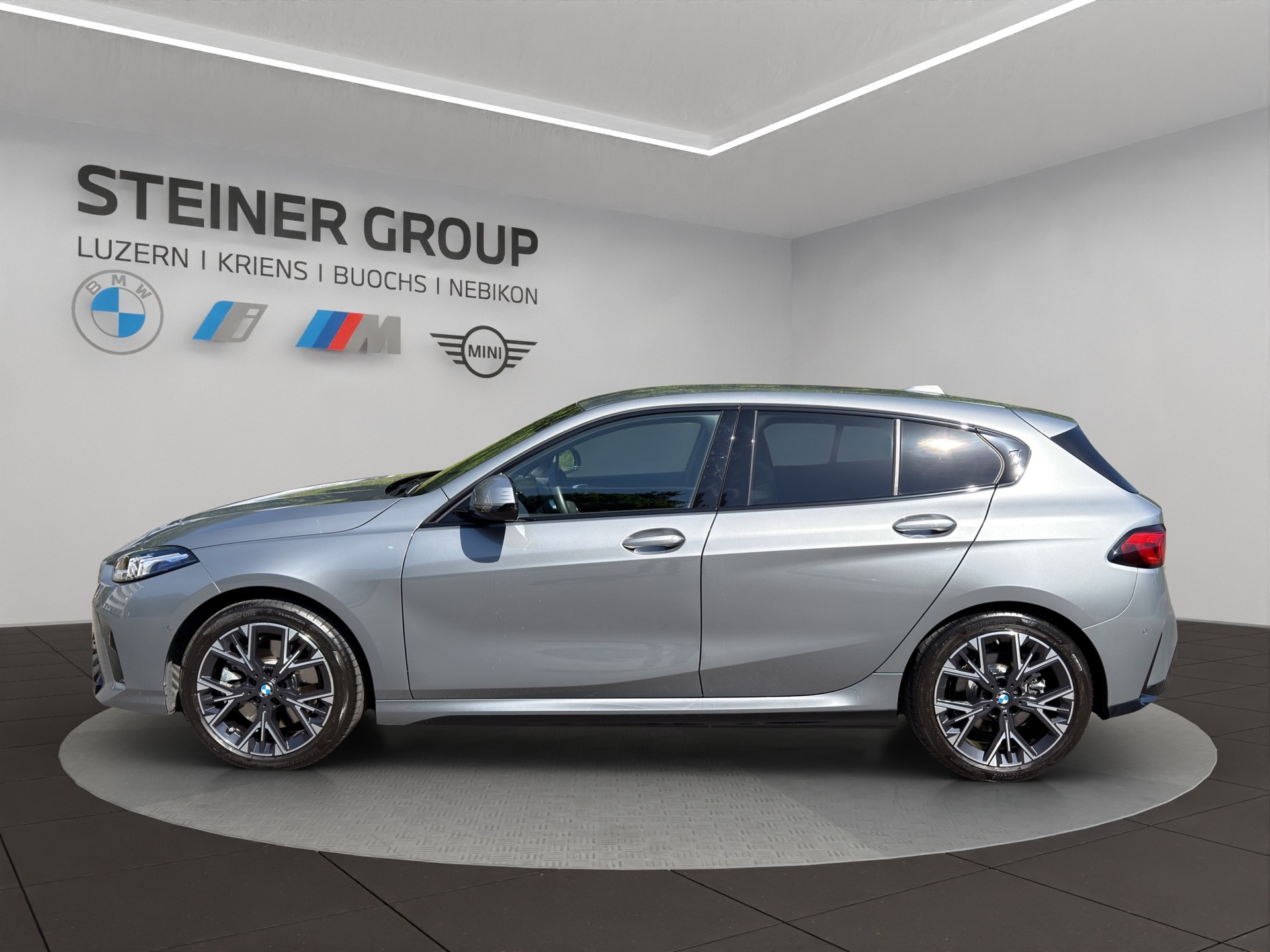 BMW 123 xDrive M Sport Steptronic-image-7
