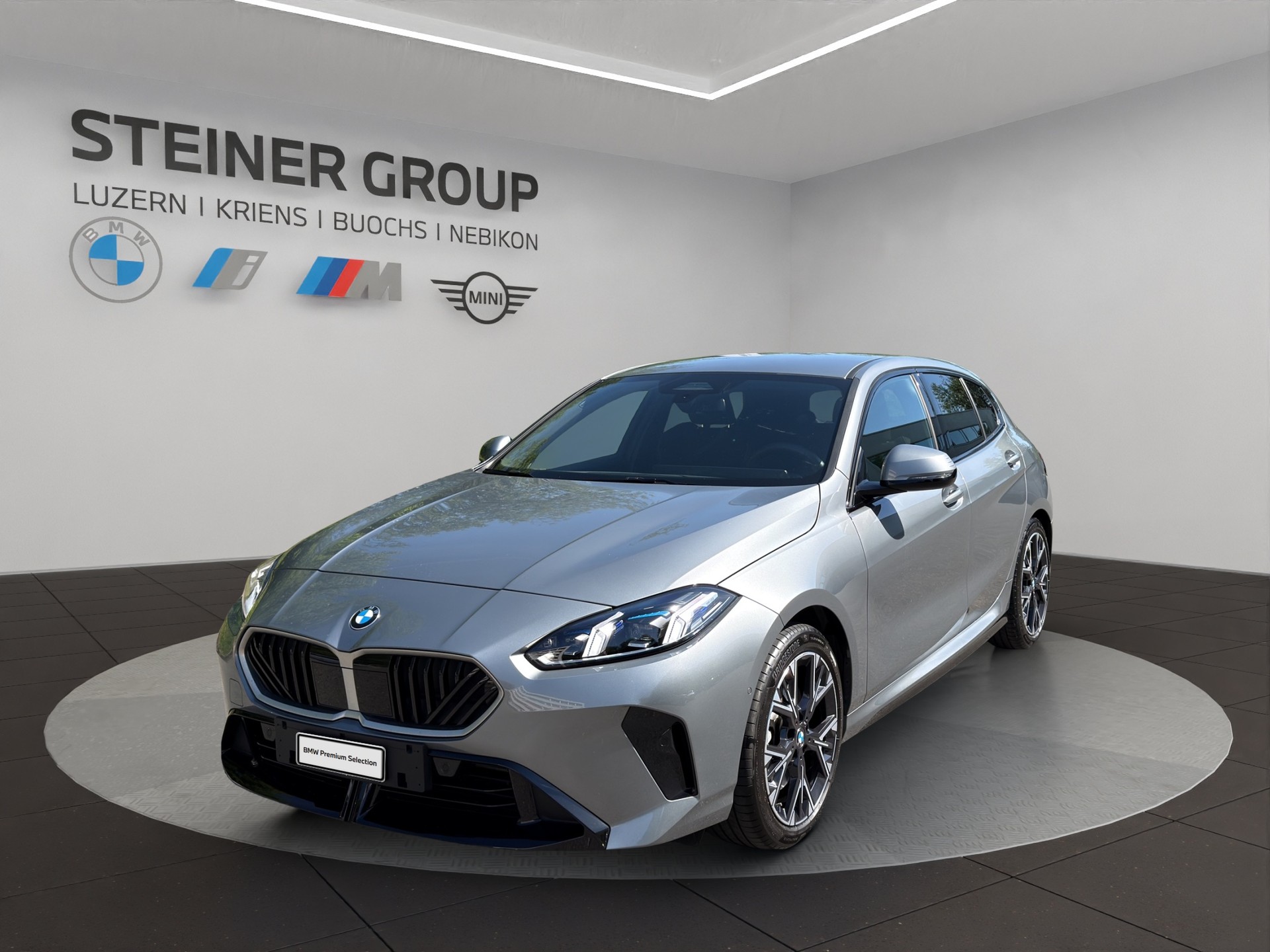 BMW 123 xDrive M Sport Steptronic-image-0